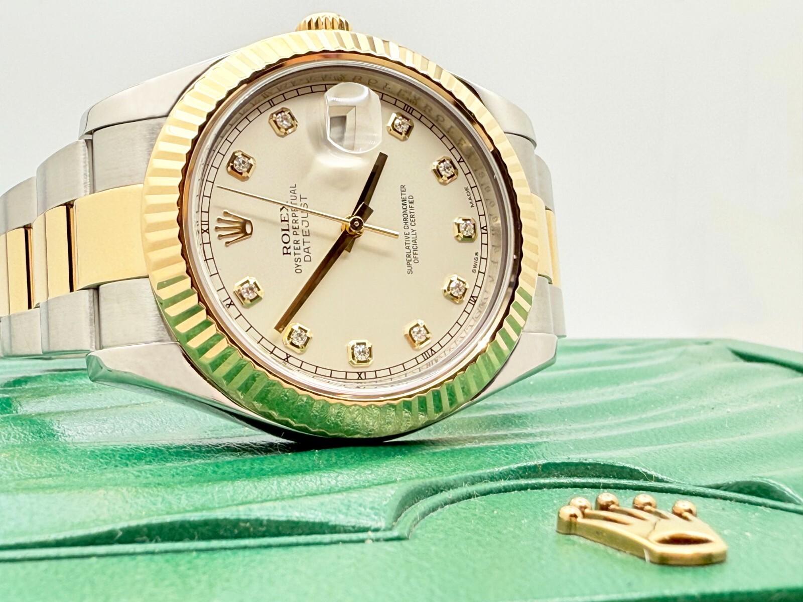 Numéro de style : 116333

Série : S809****

Année : 2009-2016

Modèle : Rolex Datejust II

Matériau du boîtier : Acier inoxydable 

Bande : or jaune 18K et acier inoxydable   

Lunette : Lunette cannelée en or jaune 18K

Cadran : cadran ivoire à