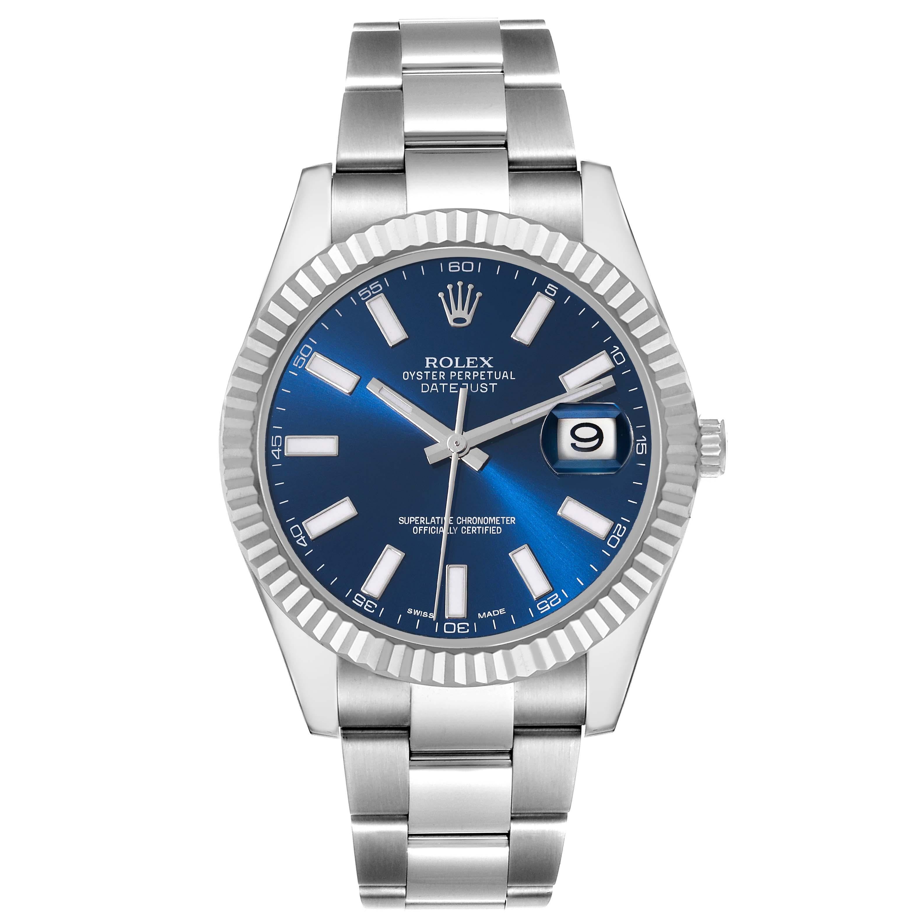 Rolex Datejust II 41 Blaues Zifferblatt Stahl Weißgold Herrenuhr 116334. Offiziell zertifiziertes Chronometerwerk mit automatischem Aufzug. Gehäuse aus Edelstahl mit einem Durchmesser von 41 mm. Rolex Logo auf einer Krone. Geriffelte Lünette aus 18