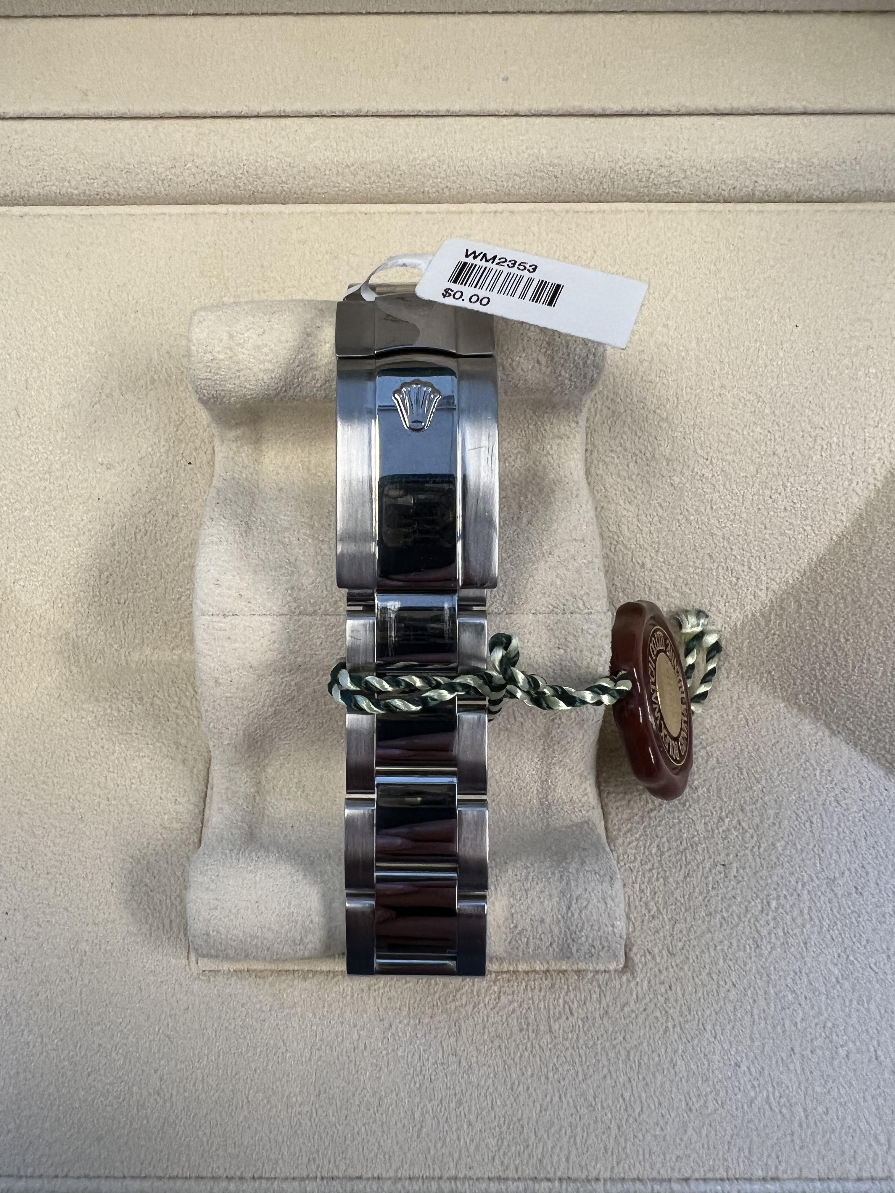 Men's Rolex Datejust II 41mm Mint Box and Papers For Sale