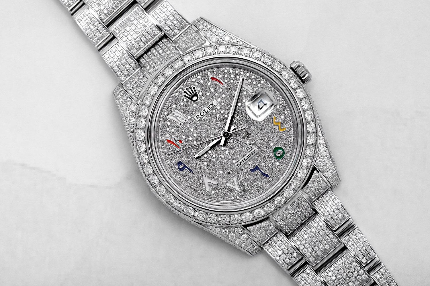 Montre RoRolex Datejust II 41mm en acier inoxydable de luxe entièrement glacée avec cadran en diamant pavé. Cette montre est dans un état comme neuf. Elle a été polie, entretenue et ne présente aucune rayure ou imperfection visible. Toutes nos