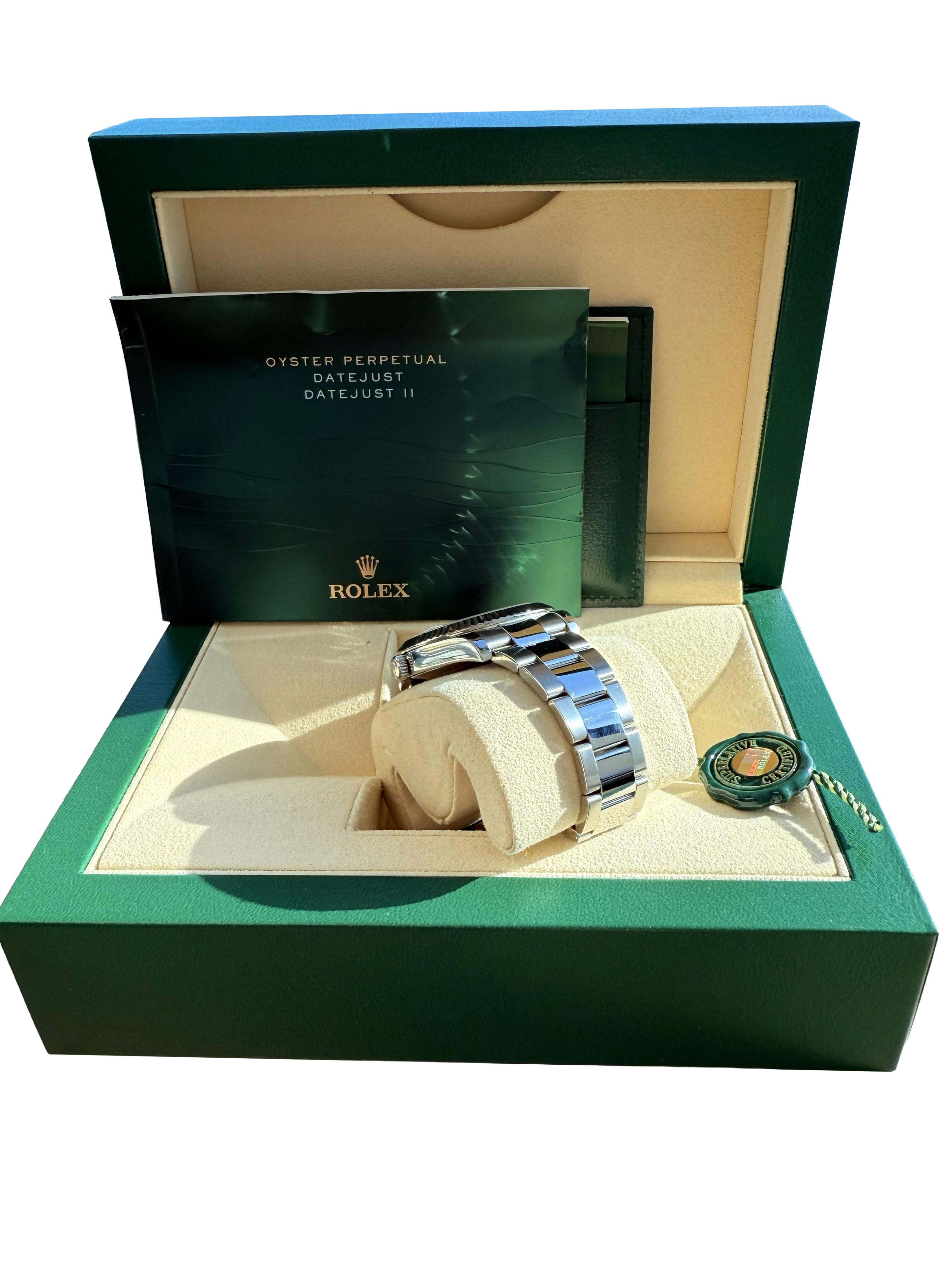 Reloj Rolex Datejust II Esfera romana negra Bisel estriado Acero Oro blanco 116334 en venta 8