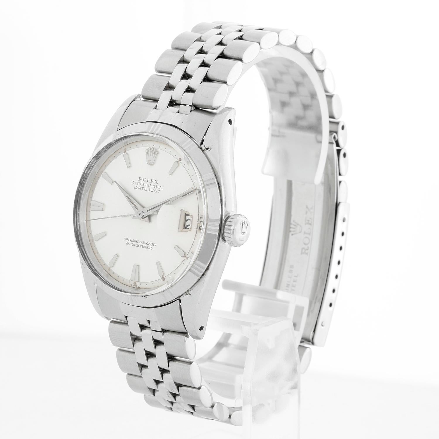 Rolex Datejust Men's Steel Watch 1603 - Automatic winding. Stainless steel case with rare early bezel with three markers at each our position (36mm diameter). Silver dial with stick hour markers. Stainless steel Jubilee bracelet. pre-owned with
