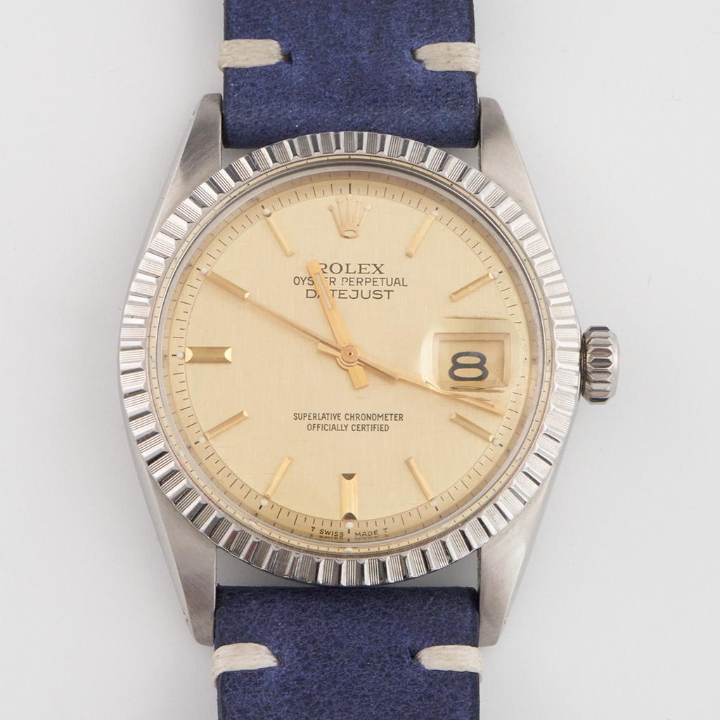 Rolex Datejust Mens Wristwatch. Champagne dial, automatic/date. Serial number 3.937.910. Blue leather strap. Brown leather alternative if preferable. 

Origin: Swiss

Date: Circa 1975

Item Number: 1110233/938