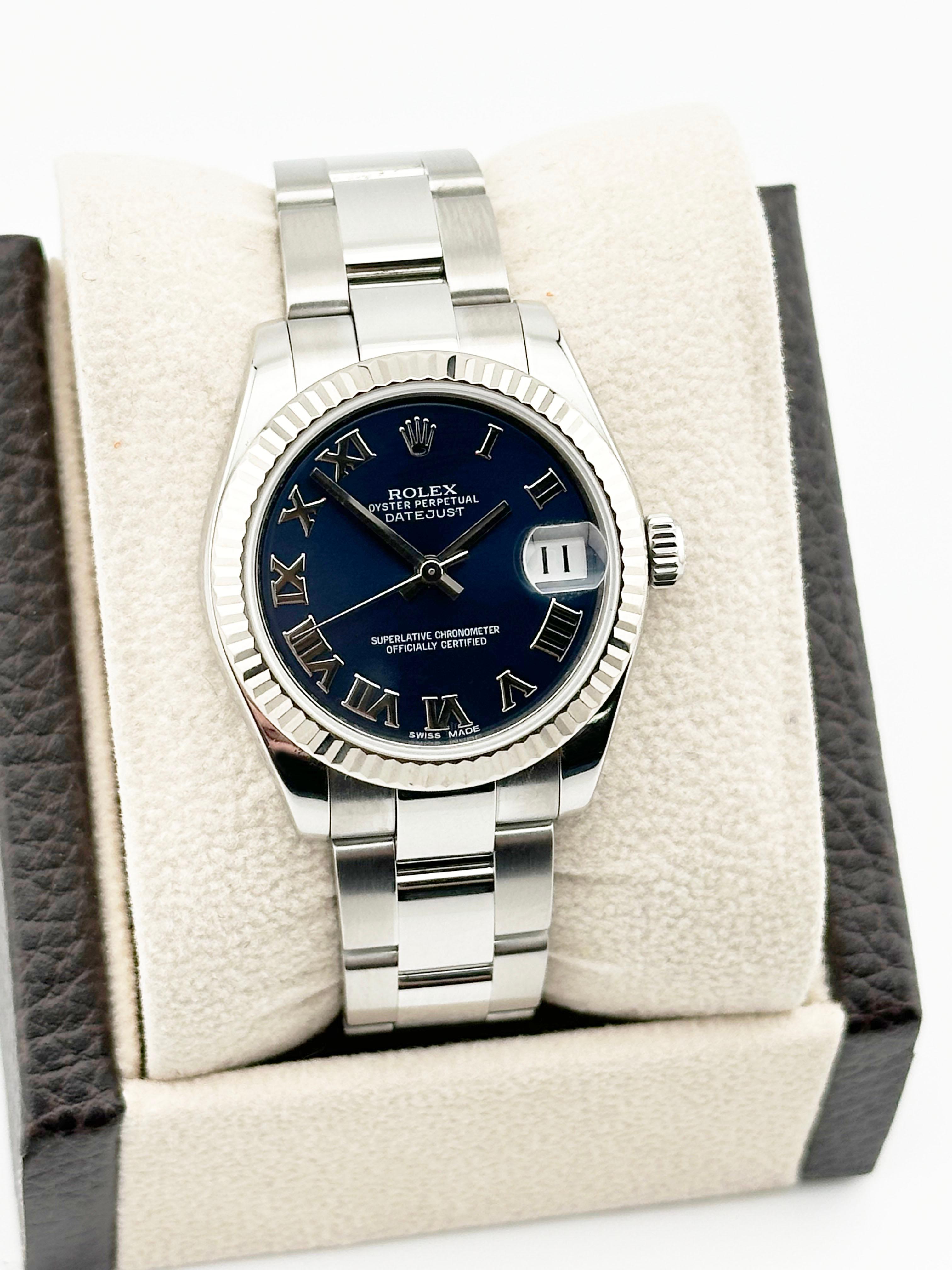 Style Number: 178274



Year: 2008

 

Model: Rolex Datejust 

 

Case Material: Stainless Steel 

 

Band: Stainless Steel 

  

Bezel: 18K White Gold Fluted Bezel 

  

Dial: Blue Roman Dial 

 

Face: Sapphire Crystal 

 

Case Size: 31mm 

