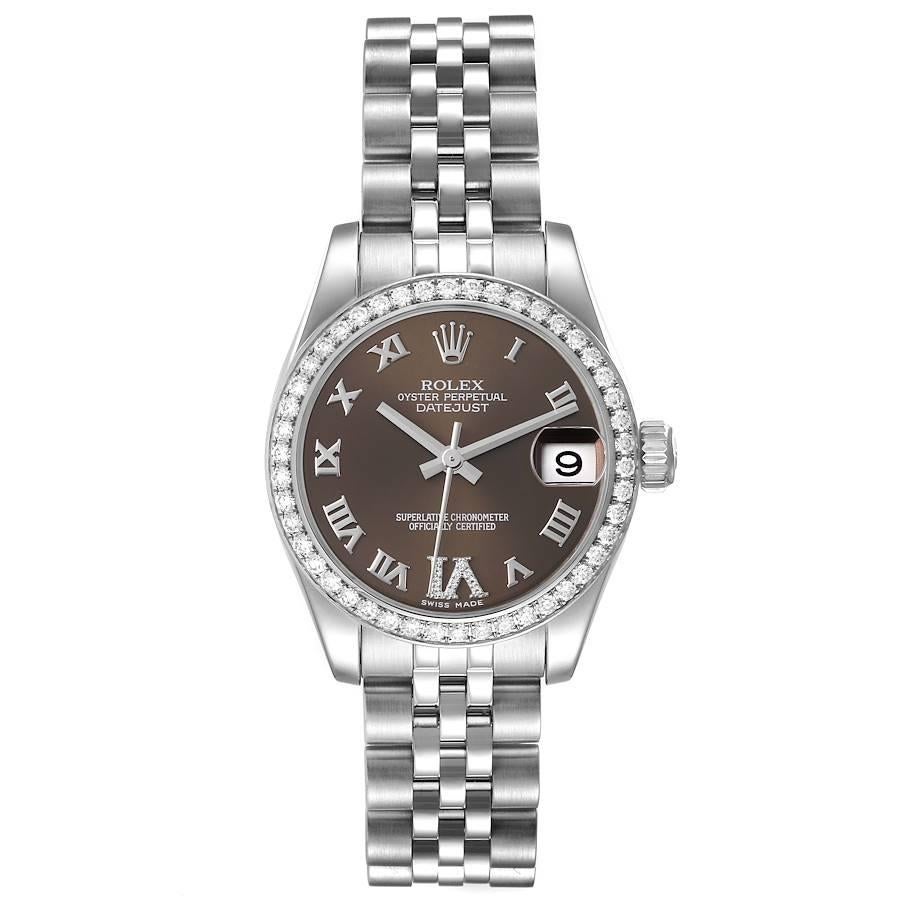 Rolex Datejust Midsize 31 Steel Diamond Ladies Watch 178384 Box Card. Mouvement à remontage automatique certifié officiellement chronomètre. Boîtier oyster en acier inoxydable de 31.0 mm de diamètre. Logo Rolex sur une couronne. Lunette en diamant