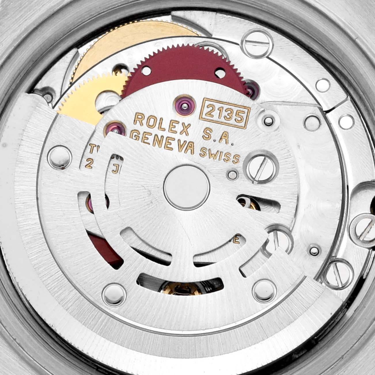 Rolex Datejust Mutter der Perle Zifferblatt Stahl Gelbgold Damenuhr 69173 Box Papiere. Offiziell zertifiziertes Chronometerwerk mit automatischem Aufzug. Austerngehäuse aus Edelstahl mit einem Durchmesser von 26.0 mm. Rolex Logo auf der Krone.