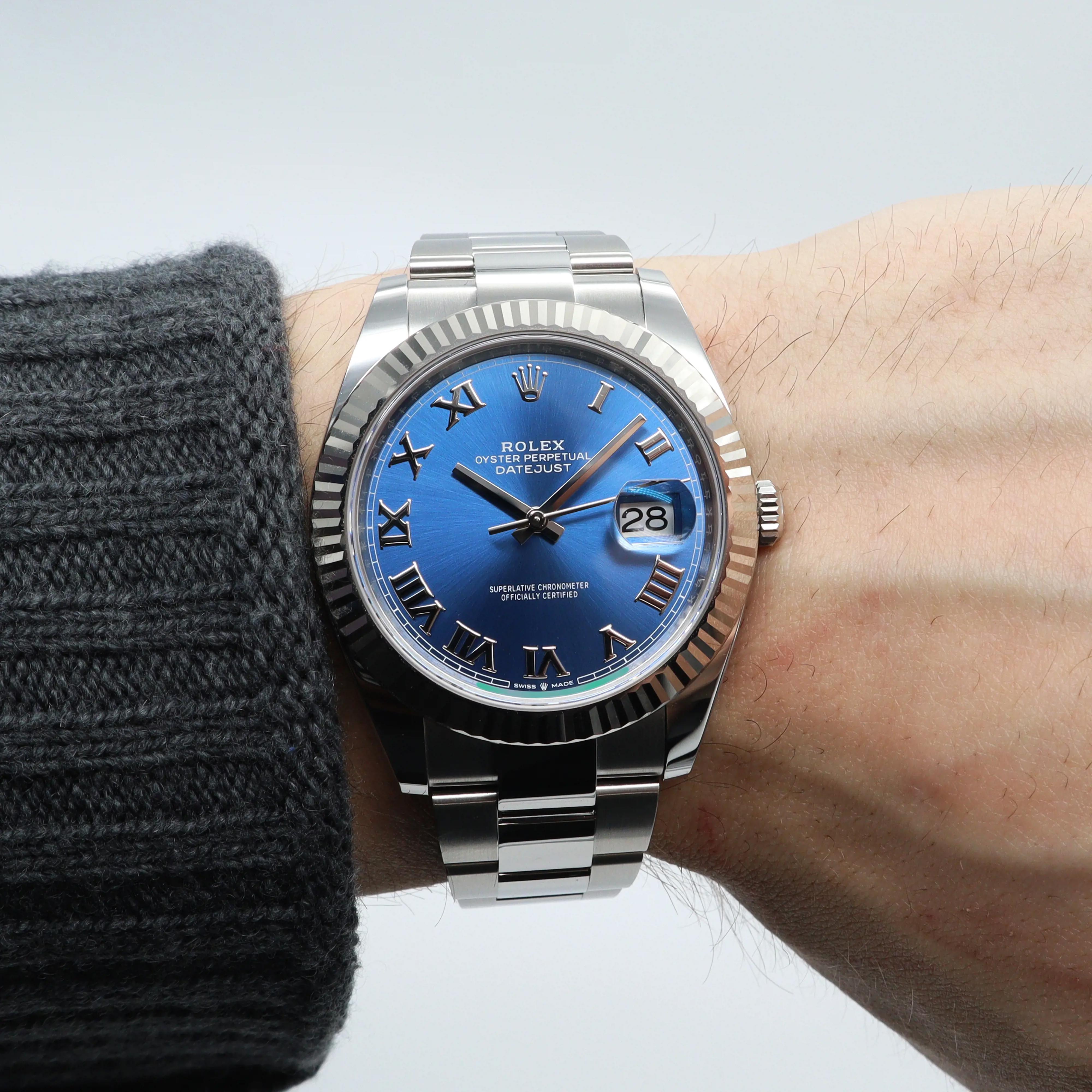 Rolex Datejust Oyster Band Steel 18K Gold Bezel Blue Dial Watch 126334 Unworn For Sale 1