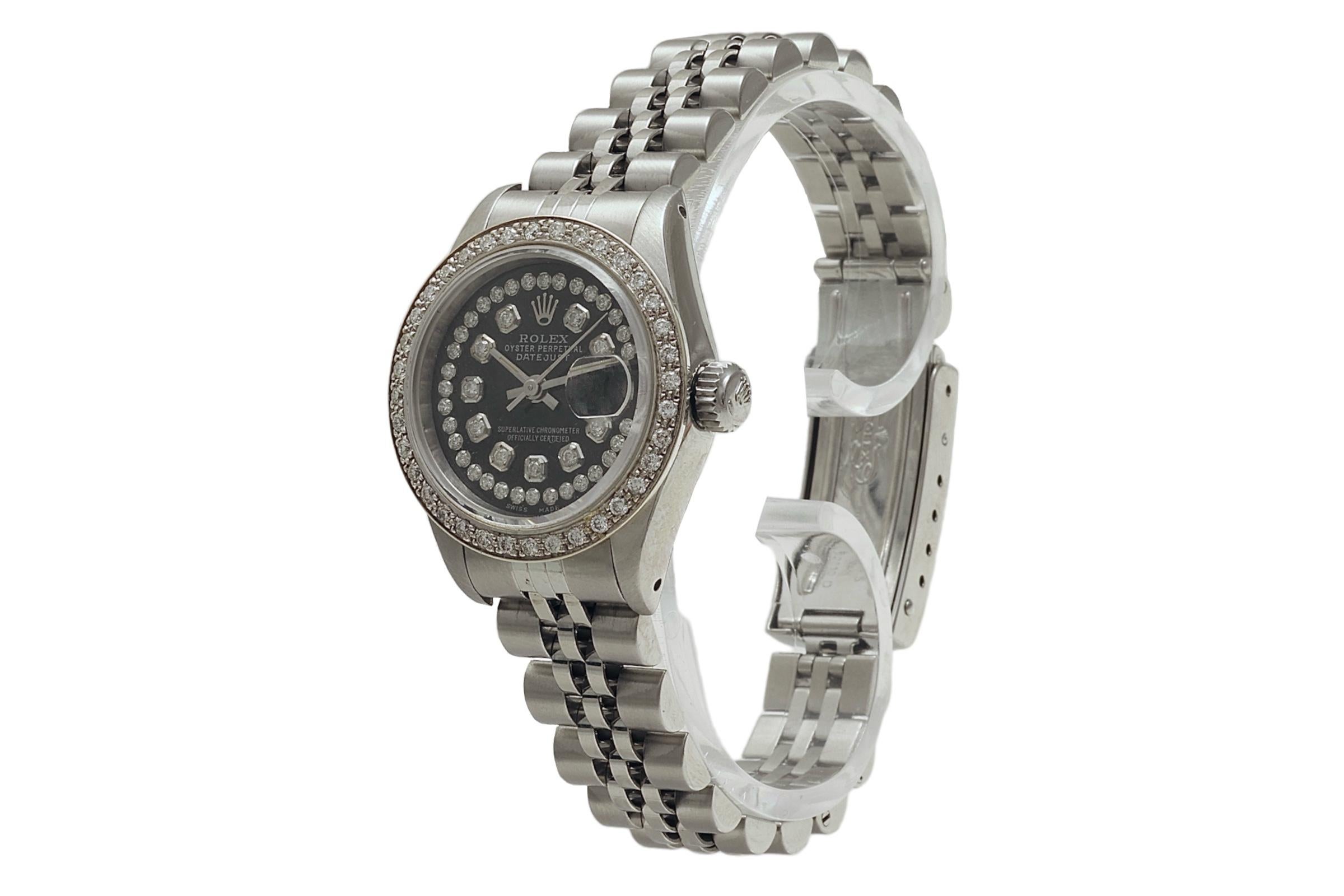 Rolex Datejust Oyster Perpetual Stainless Steel Diamond Set, Automatic In Excellent Condition For Sale In Antwerp, BE