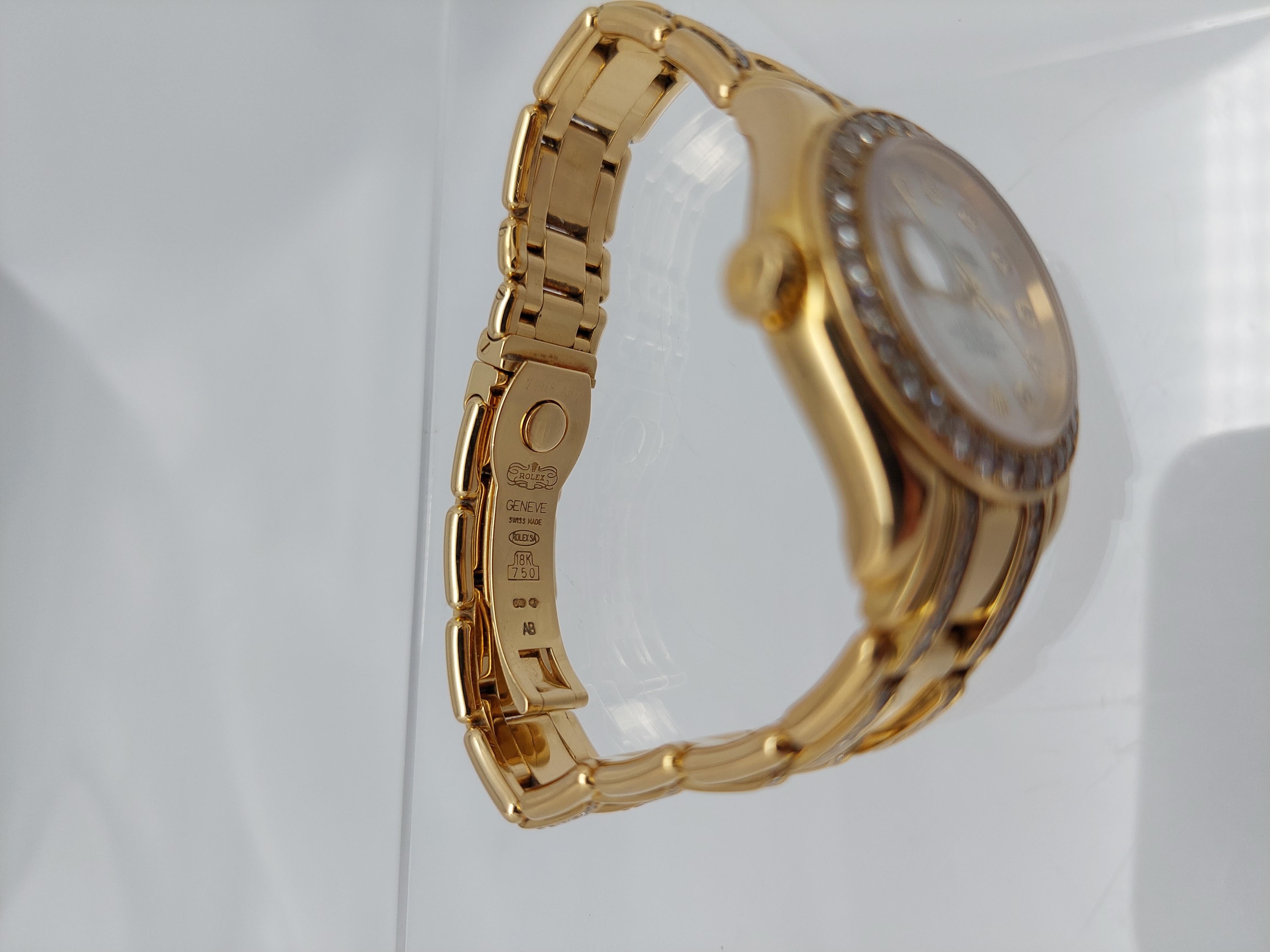 Taglio rotondo Rolex Datejust Pearlmaster 18KT Diamante MOP Orologio da donna in vendita