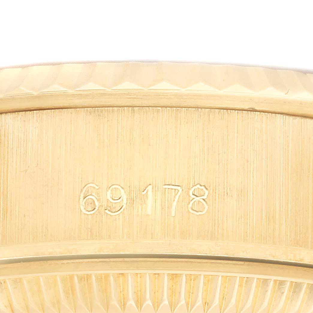 Rolex Datejust Präsident Champagner Diamant-Zifferblatt Gelbgold Damenuhr 69178. Offiziell zertifiziertes Chronometer-Automatikwerk mit automatischem Aufzug. Oyster-Gehäuse aus 18 Karat Gelbgold mit einem Durchmesser von 26,0 mm. Rolex Logo auf der
