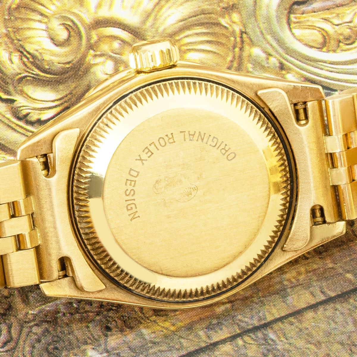 Rolex Datejust Rare Lapis Pyramid Dial Diamond Set 69138 In Excellent Condition For Sale In London, GB