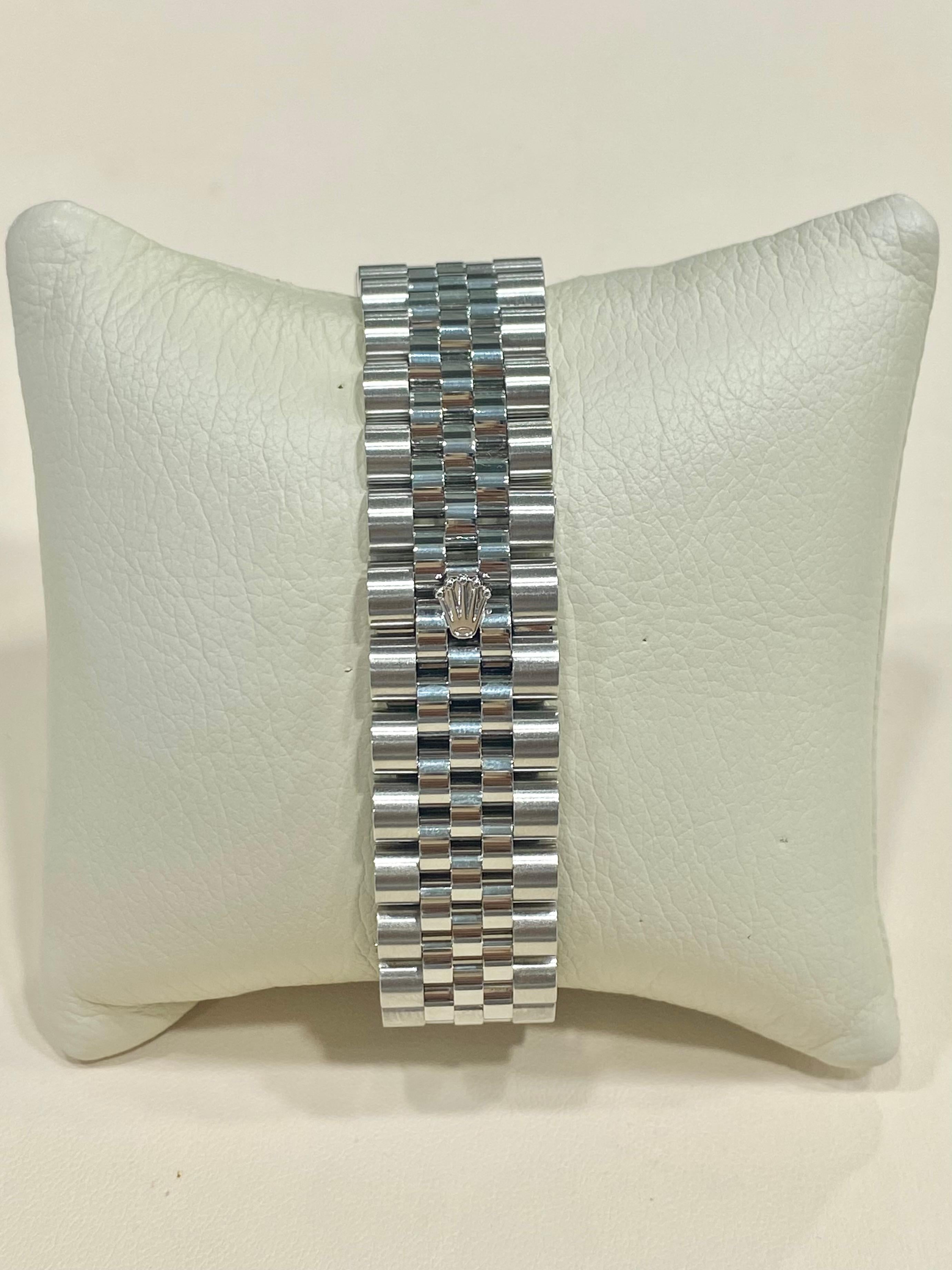 Rolex Datejust Roulette Schwarzes Zifferblatt mit Jubiläumsarmband & geriffelter Lünette 116200 2