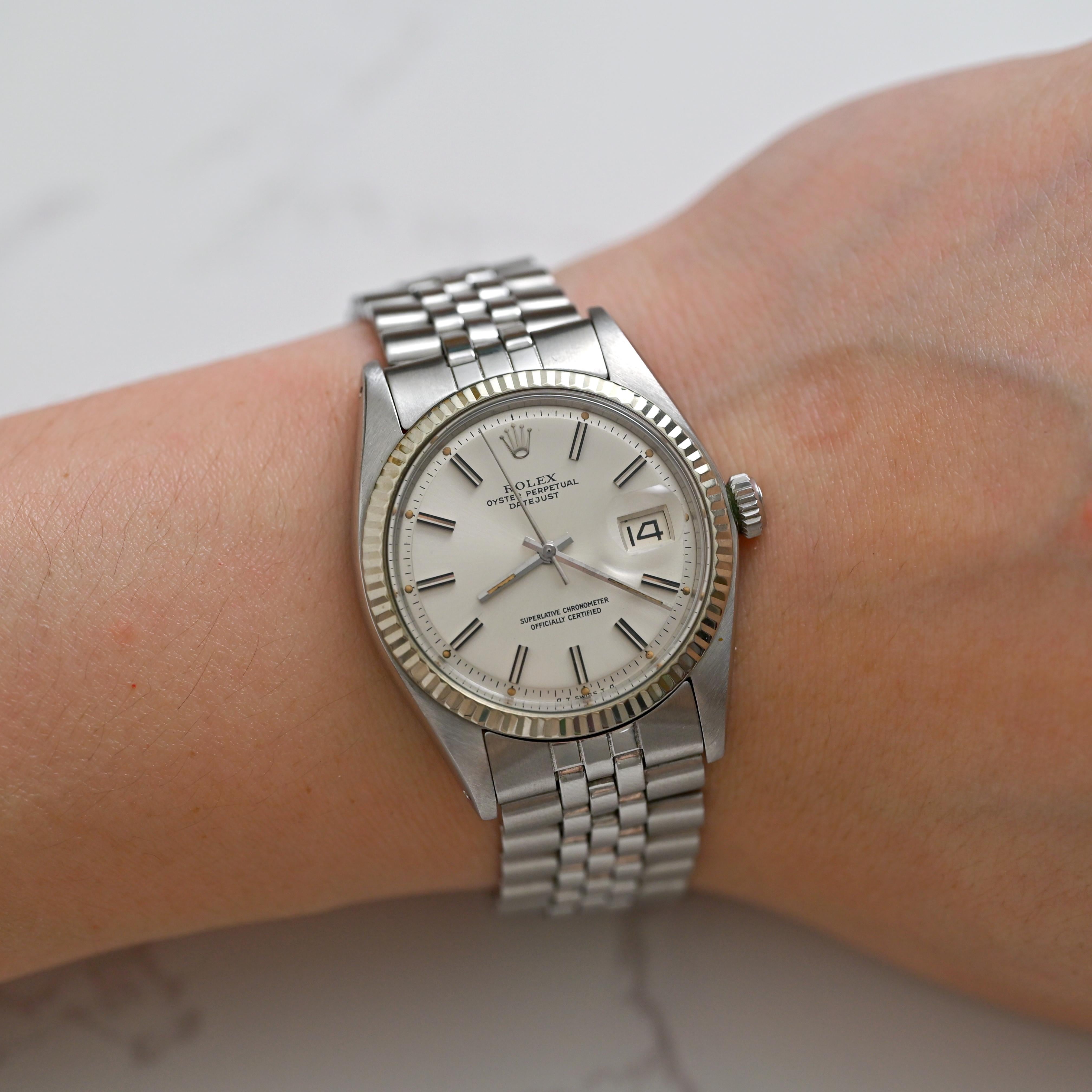 Reloj automático Rolex Datejust esfera plateada 1601 con brazalete jubileo, 1972 en venta 7