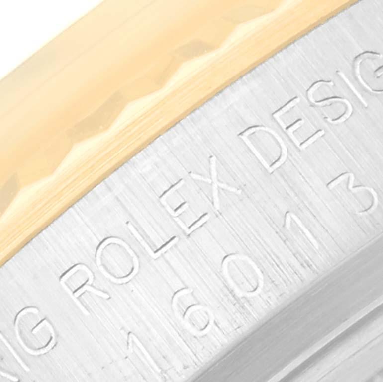 Rolex Datejust Silver Tapestry Dial Steel Yellow Gold Vintage Herrenuhr 16013. Offiziell zertifiziertes Chronometerwerk mit automatischem Aufzug. Oyster-Gehäuse aus Edelstahl und 18 Karat Gelbgold mit einem Durchmesser von 36,0 mm. Rolex Logo auf