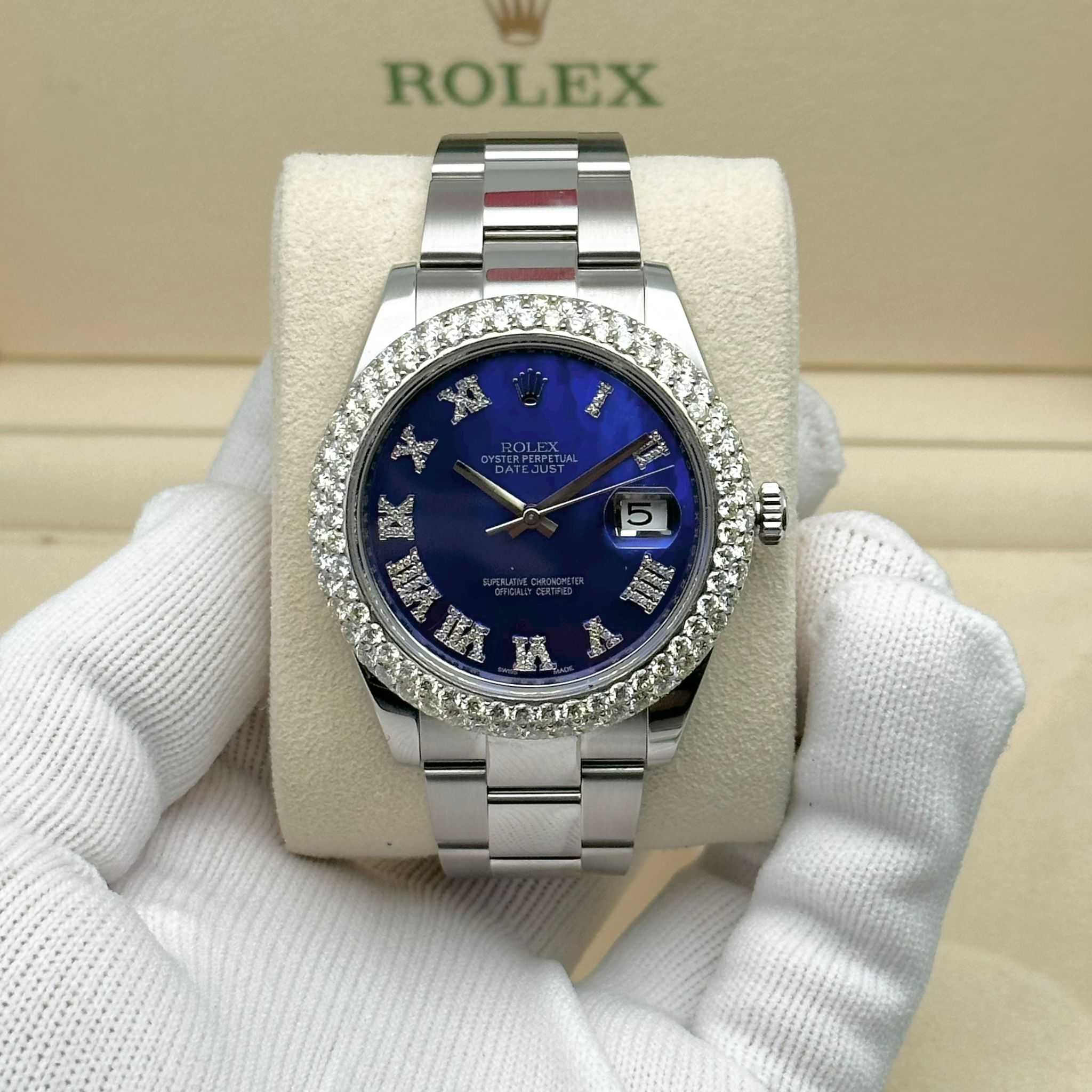Rolex Montre automatique Datejust en acier avec lunette en diamant et cadran bleu 126300 en vente