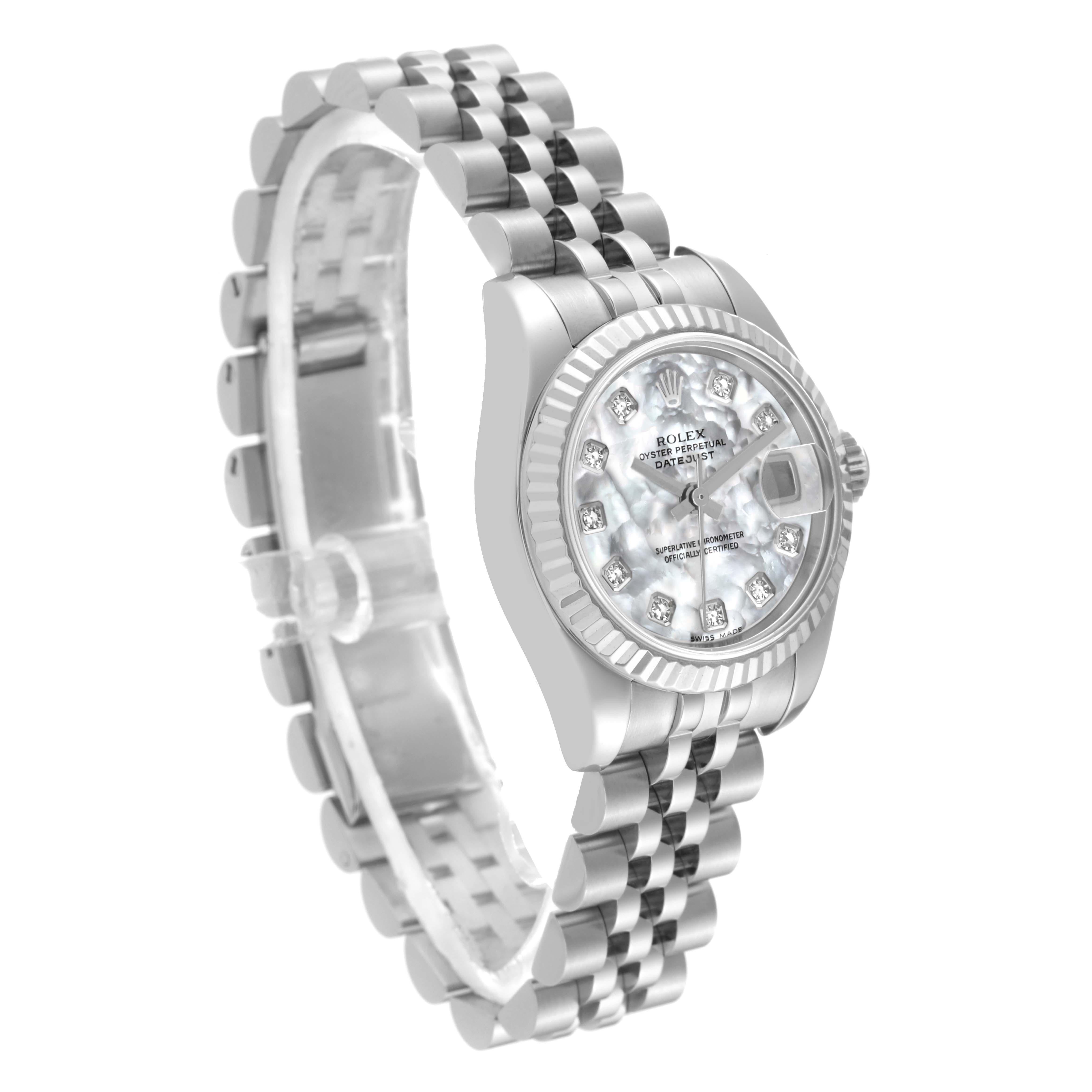 Rolex Montre Datejust en acier et or blanc avec cadran en nacre et diamants 179174 en vente 7