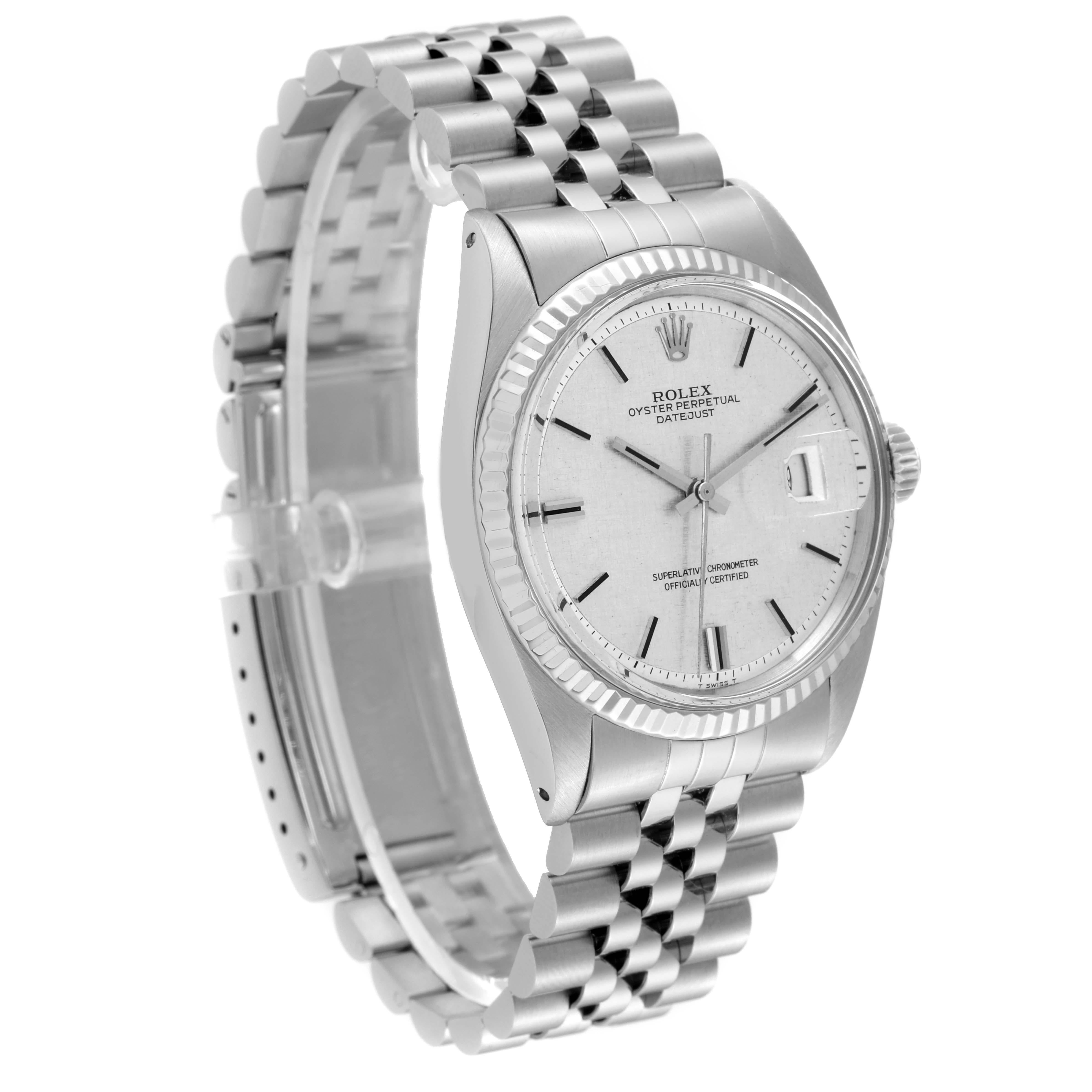 Rolex Datejust Steel White Gold Silver Linen Dial Vintage Mens Watch 1601 In Good Condition In Atlanta, GA