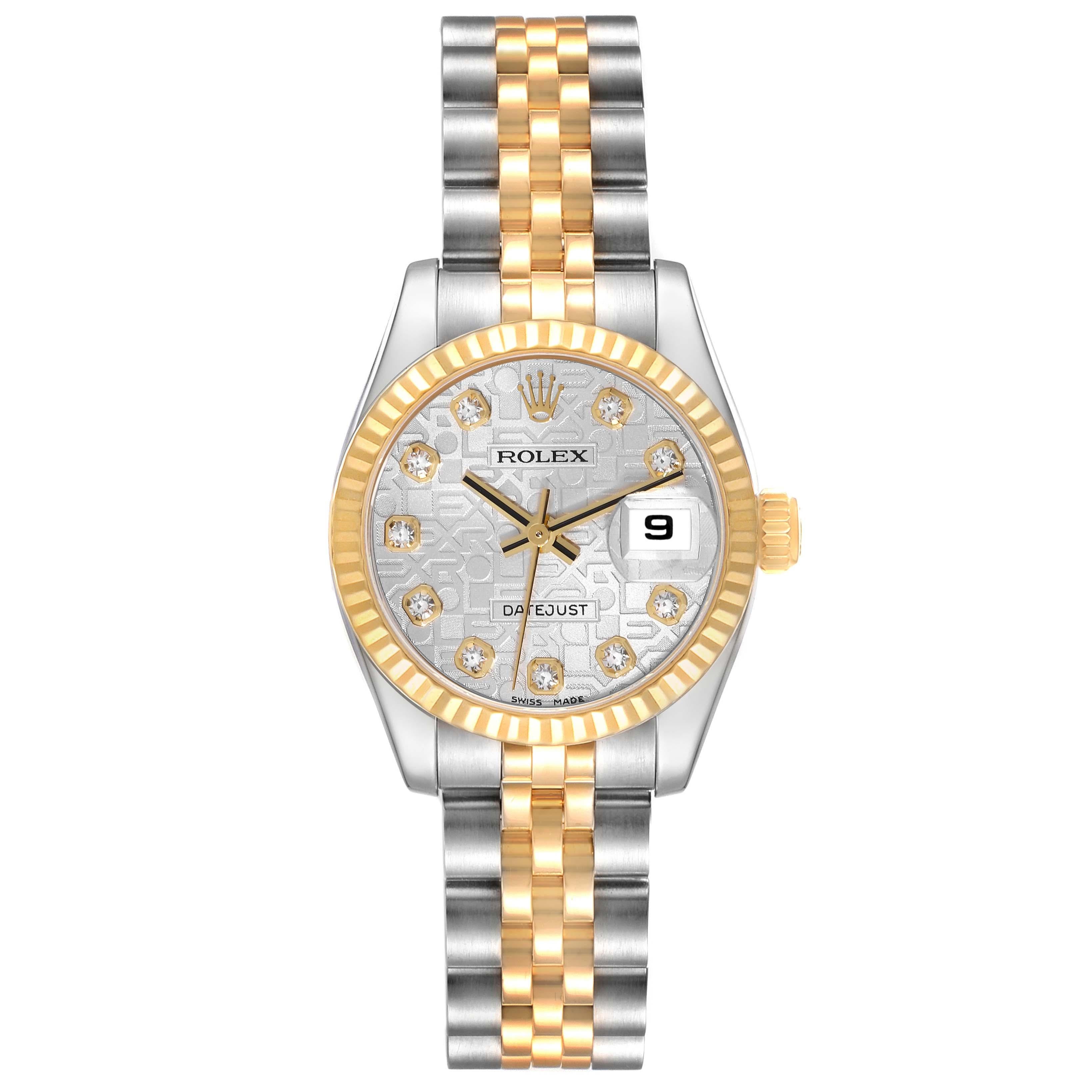 Rolex Datejust Steel Yellow Gold Anniversary Diamond Dial Ladies Watch 179173. Mouvement à remontage automatique certifié officiellement chronomètre. Boîtier oyster en acier inoxydable de 26 mm de diamètre. Logo Rolex sur une couronne en or jaune 18