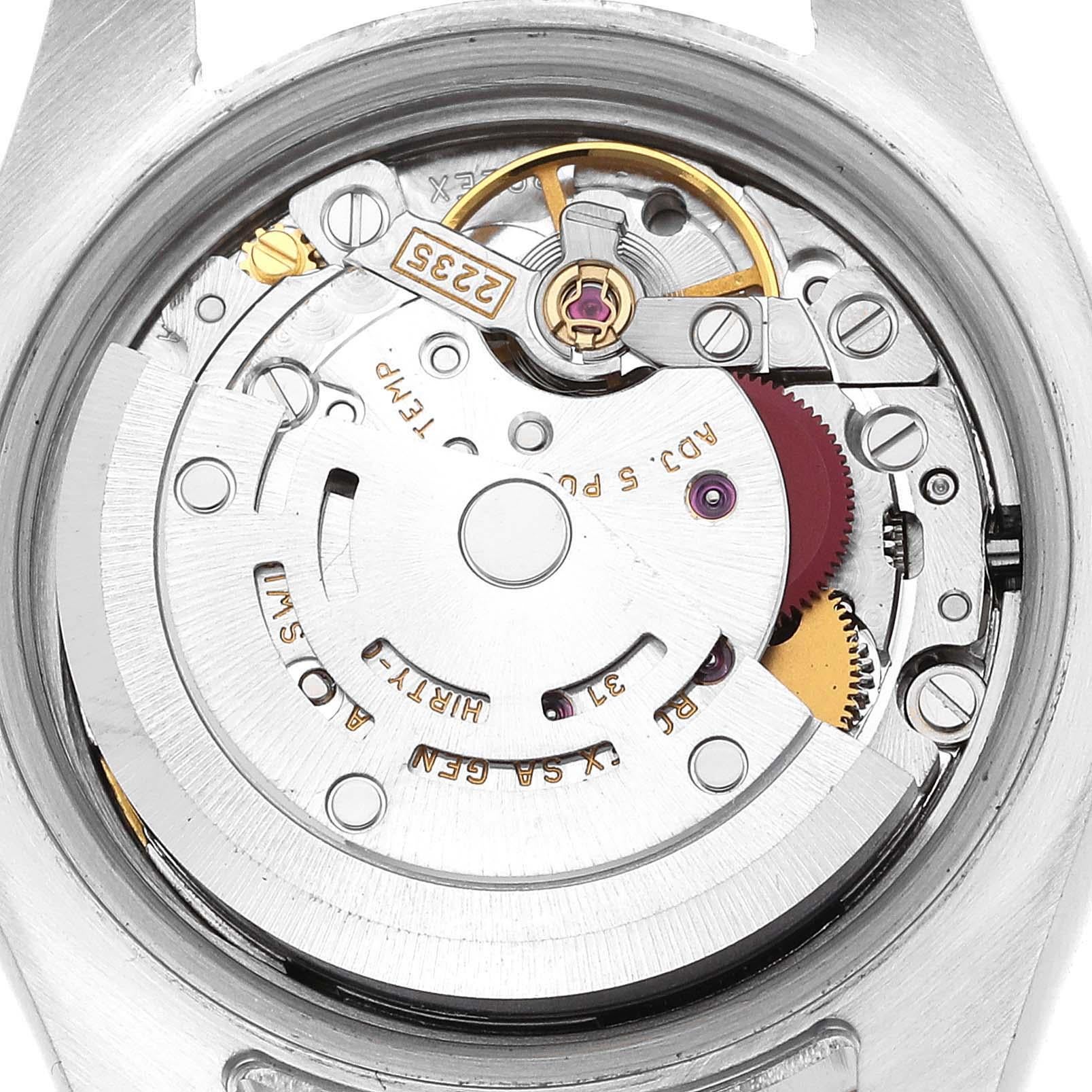 Rolex Datejust Steel Yellow Gold Blue Dial Ladies Watch 179163. Mouvement automatique à remontage automatique, officiellement certifié chronomètre, avec fonction de date rapide. Boîtier oyster en acier inoxydable de 26.0 mm de diamètre. Logo Rolex