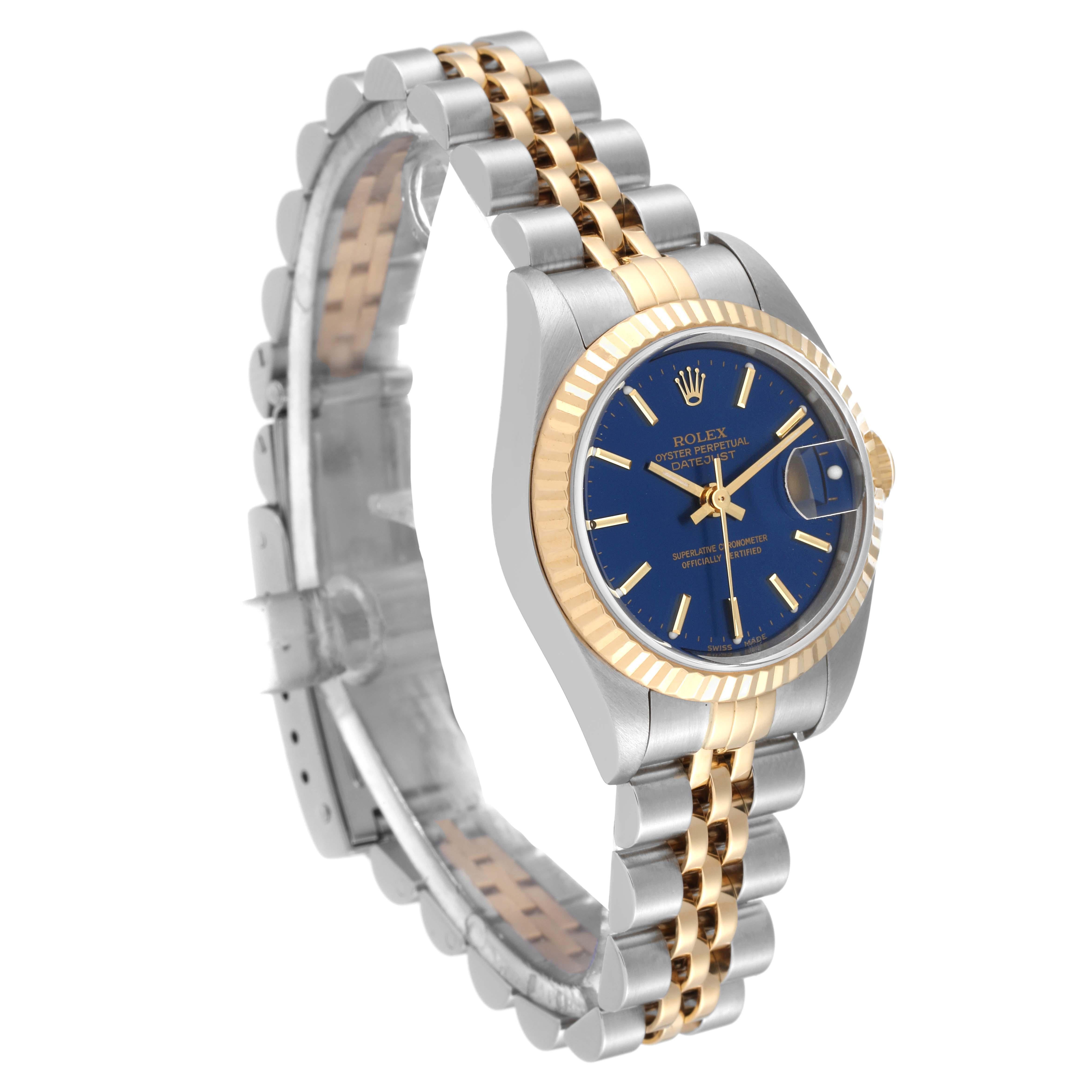 Rolex Datejust Stahl-Damenuhr mit blauem Zifferblatt 79173 im Zustand „Hervorragend“ in Atlanta, GA