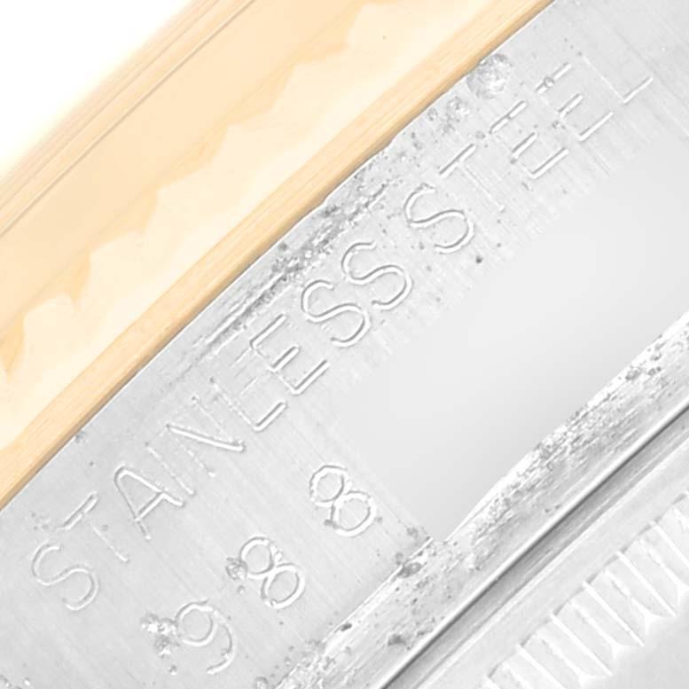 Rolex Datejust Stahl Gelbgold Champagner Leinen Zifferblatt Vintage Herrenuhr 16013. Offiziell zertifiziertes Chronometerwerk mit automatischem Aufzug. Oyster-Gehäuse aus Edelstahl und 18 Karat Gelbgold mit einem Durchmesser von 36,0 mm. Rolex Logo