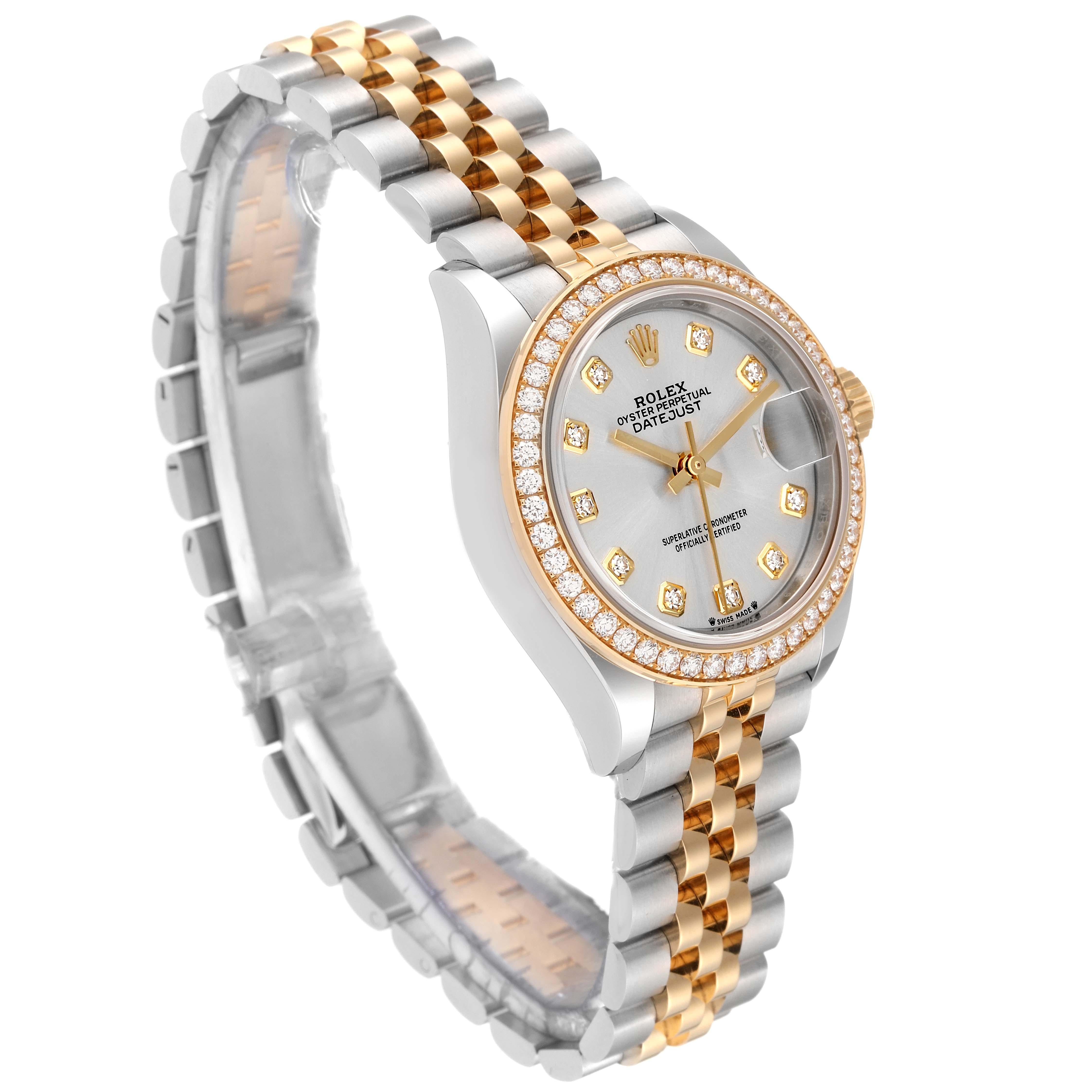 Rolex Datejust Steel Yellow Gold Diamond Ladies Watch 279383 Unworn. Mouvement automatique à remontage automatique, officiellement certifié chronomètre. Boîtier oyster en acier inoxydable de 28.0 mm de diamètre. Logo Rolex sur une couronne en or