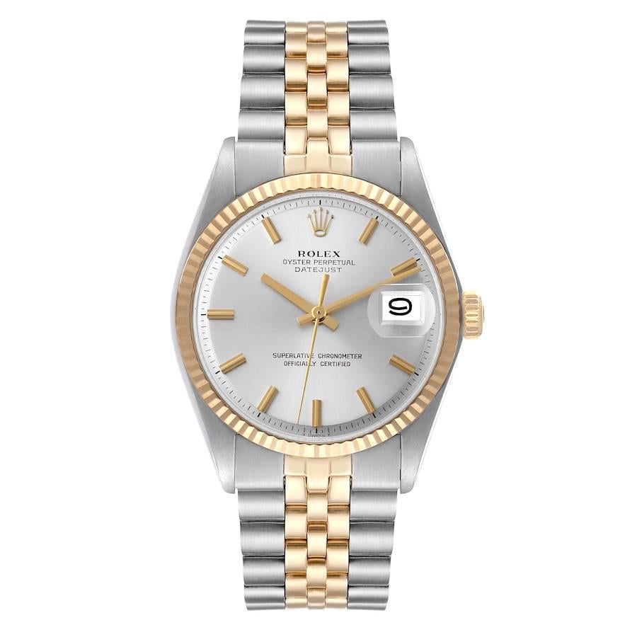 Rolex Datejust Stahl Gelbgold Silber Zifferblatt Vintage Herrenuhr 1601. Offiziell zertifiziertes Chronometerwerk mit automatischem Aufzug. Gehäuse aus rostfreiem Stahl mit einem Durchmesser von 36 mm. Rolex Logo auf einer Krone. Geriffelte Lünette