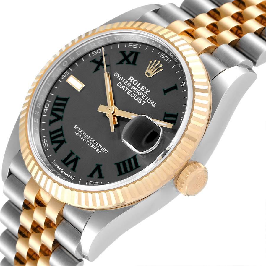 Rolex Datejust Steel Yellow Gold Wimbledon Dial Mens Watch 126233 Box Card In Excellent Condition For Sale In Atlanta, GA