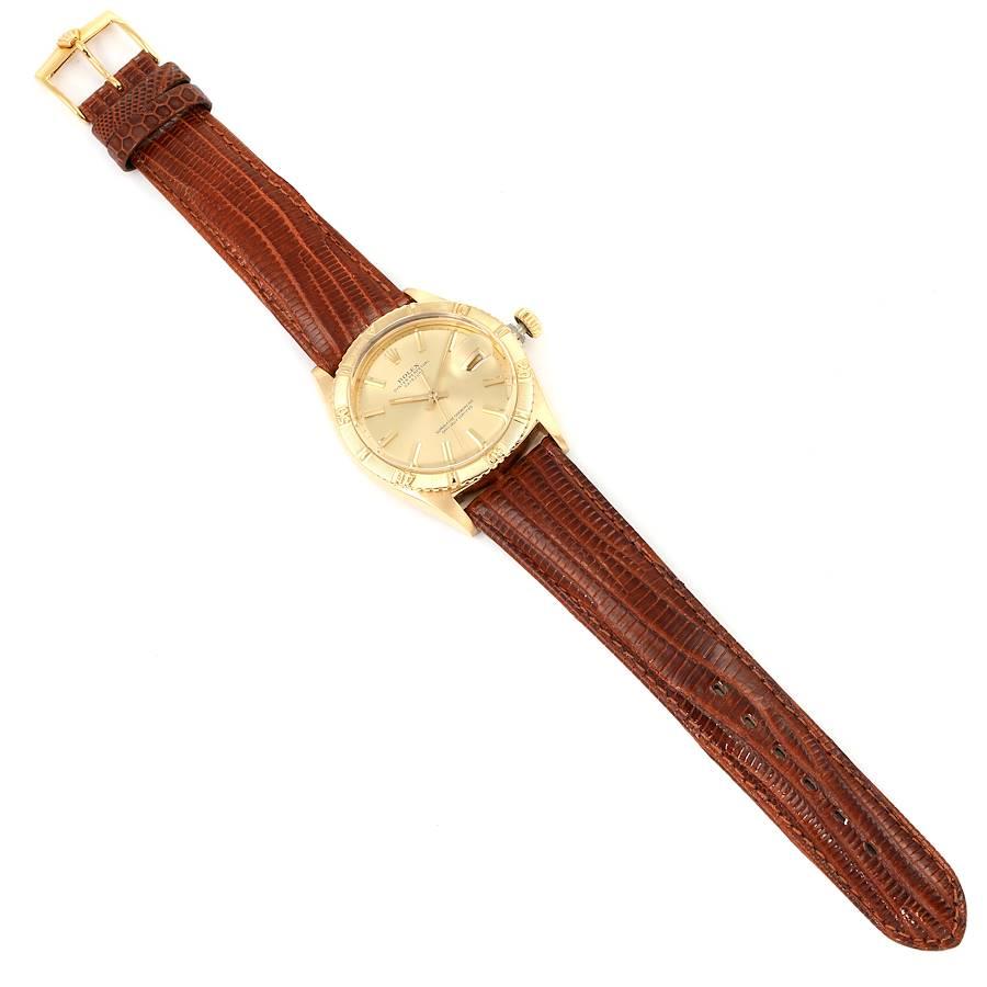 Rolex Datejust Turnograph 18 Karat Yellow Gold Vintage Men's Watch 6609 For Sale 6