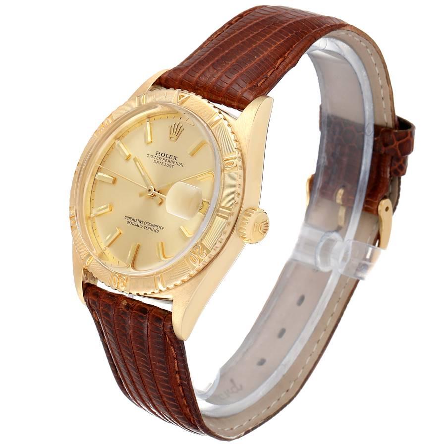 Rolex Datejust Turnograph 18 Karat Yellow Gold Vintage Men's Watch 6609 In Good Condition For Sale In Atlanta, GA