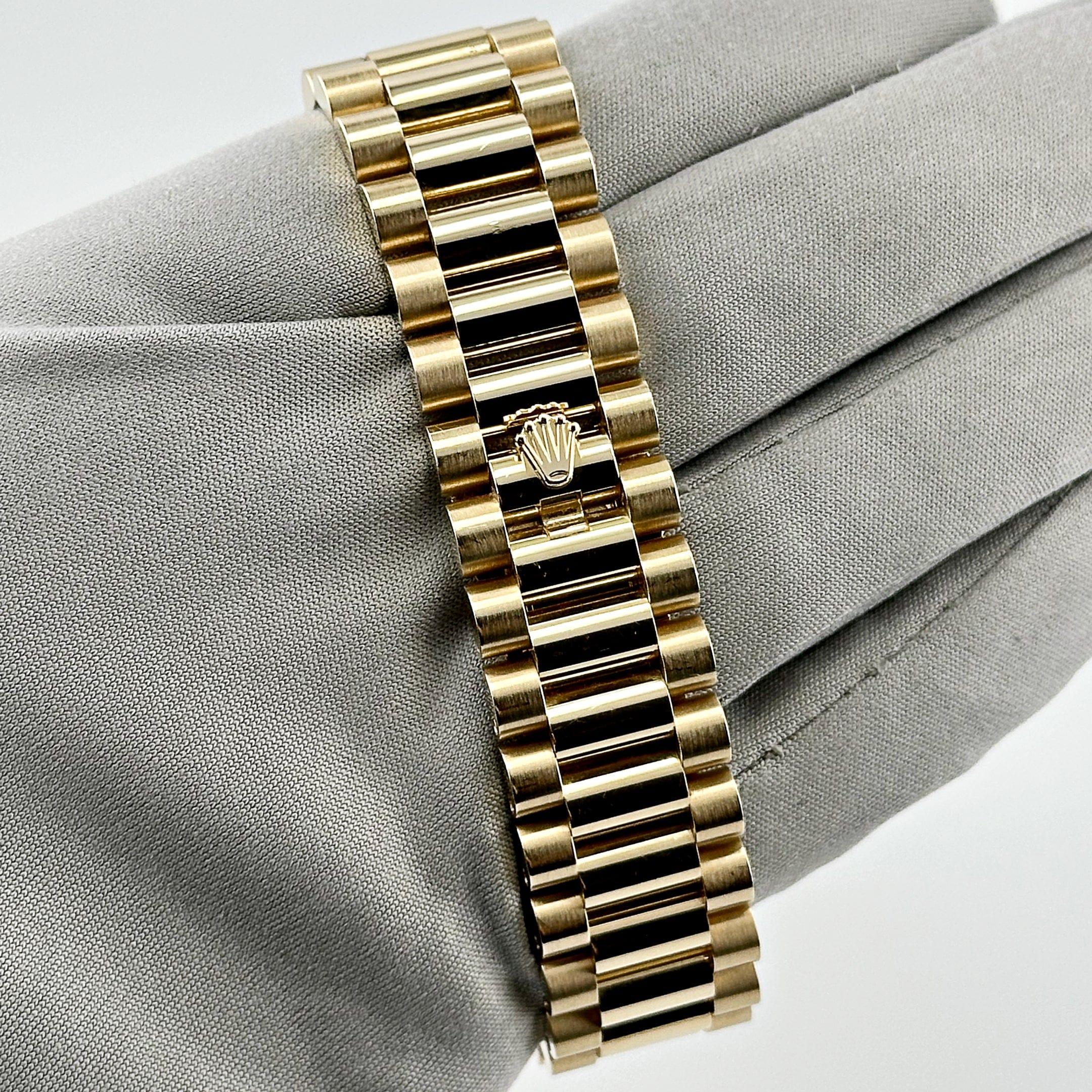 Rolex Day-Date 128238 Yellow Gold Green Ombré Diamond Dial (2024) For Sale 6