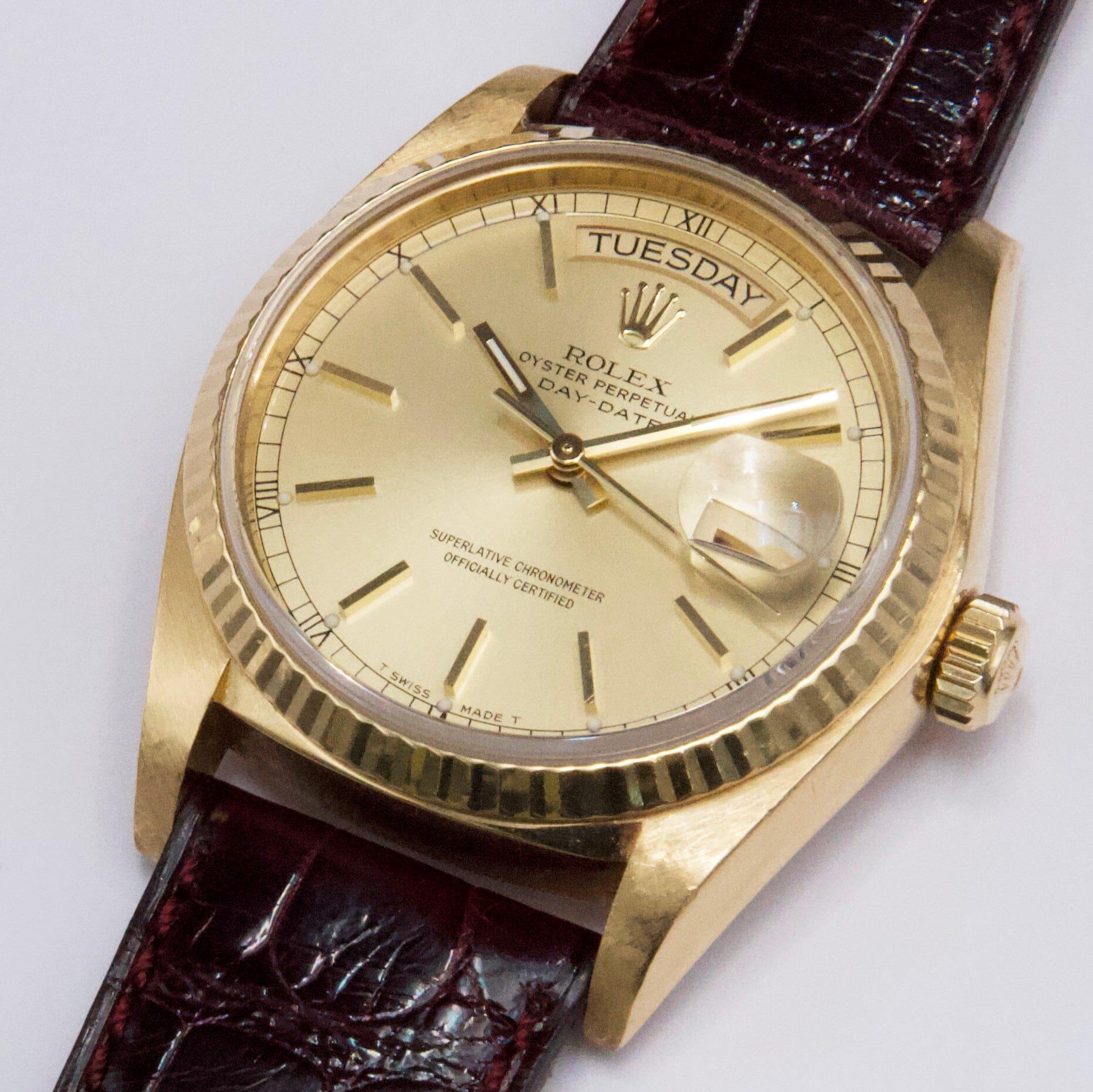 Reloj Rolex Day Date 18038 de oro amarillo de 18 quilates con esfera de champán para caballero en Excelente estado para la venta en Great Neck, NY