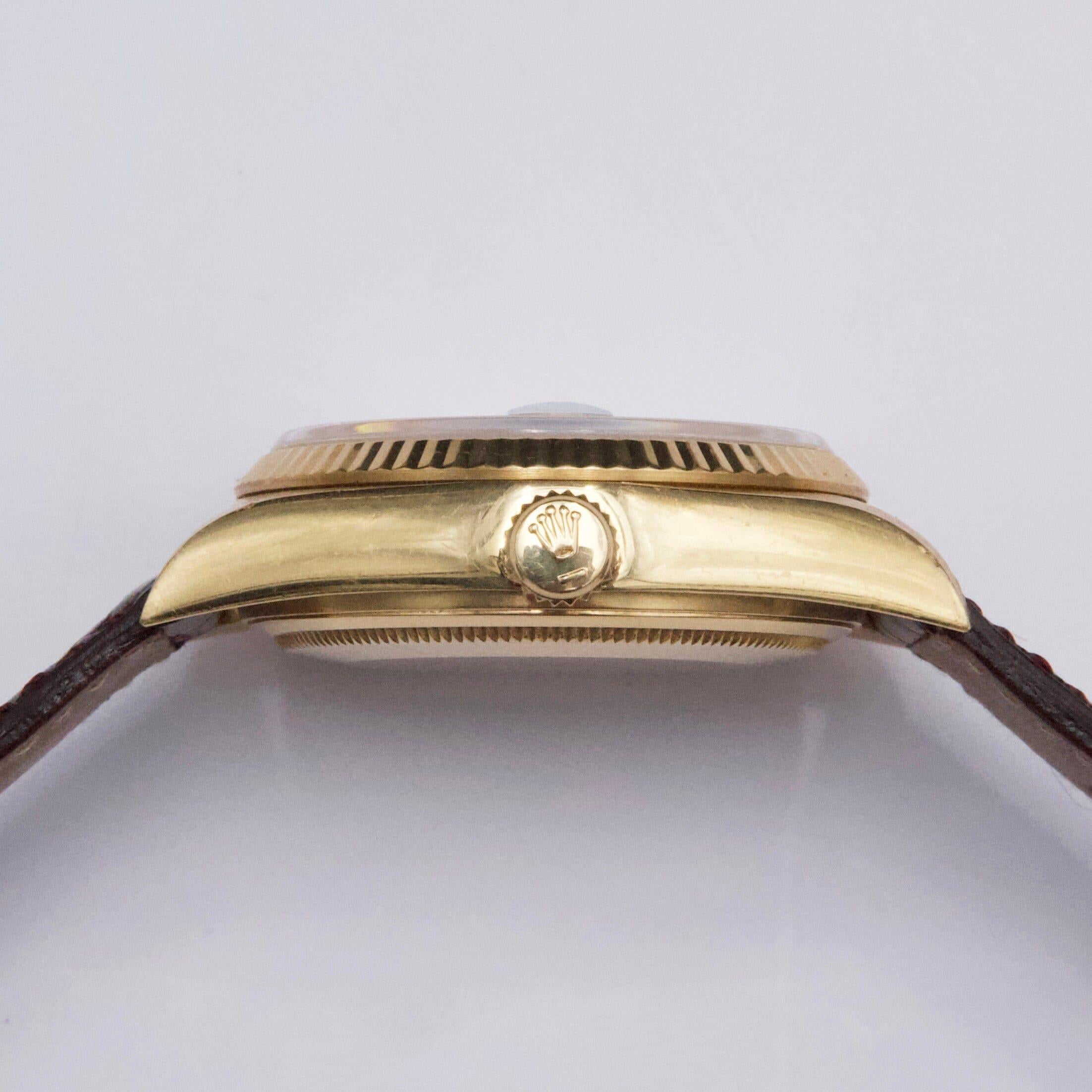 De los hombres Reloj Rolex Day Date 18038 de oro amarillo de 18 quilates con esfera de champán para caballero en venta