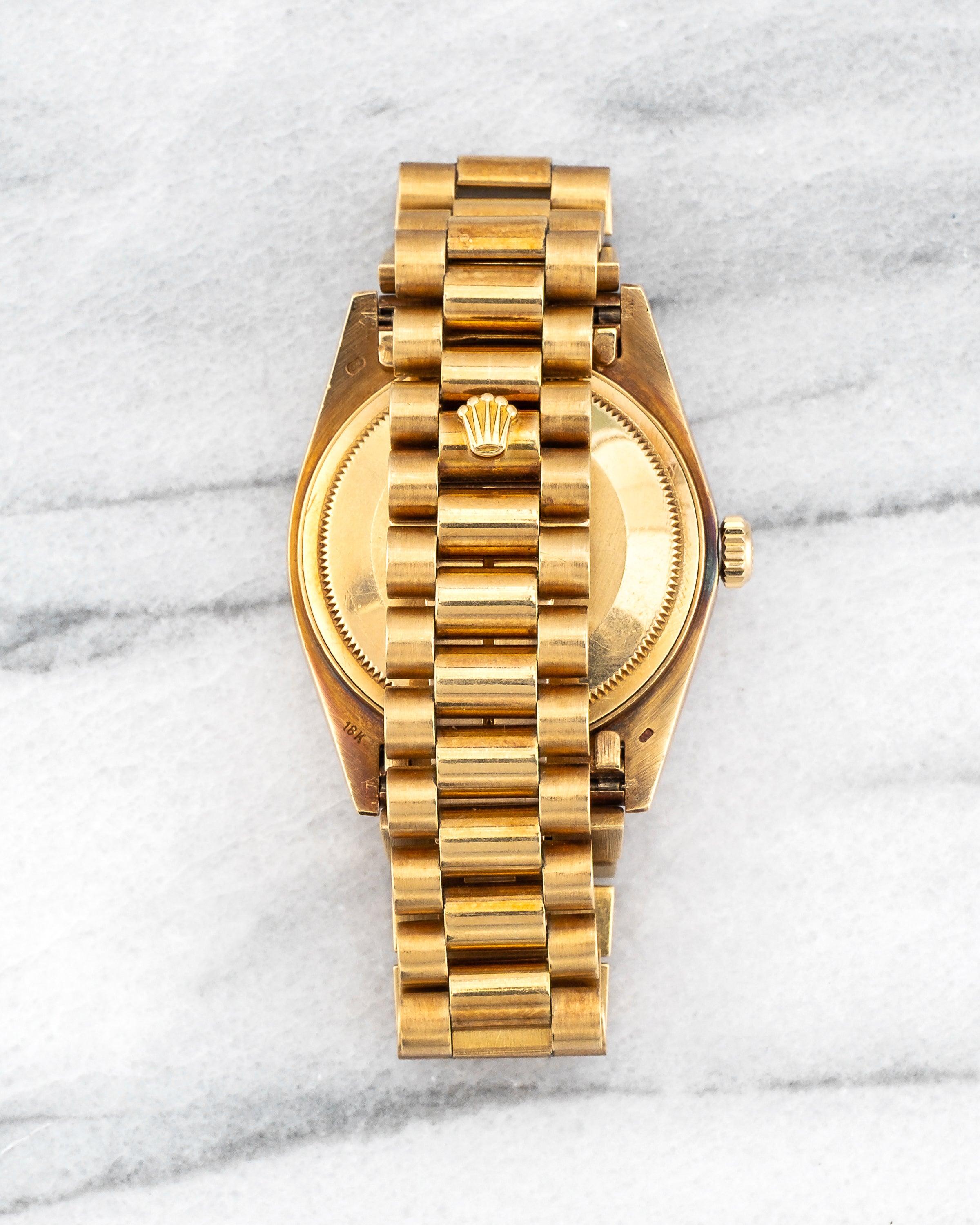 Rolex Day Date 18038 Champagner Leinen Uhr, 1980er Jahre im Zustand „Gut“ im Angebot in New York, NY