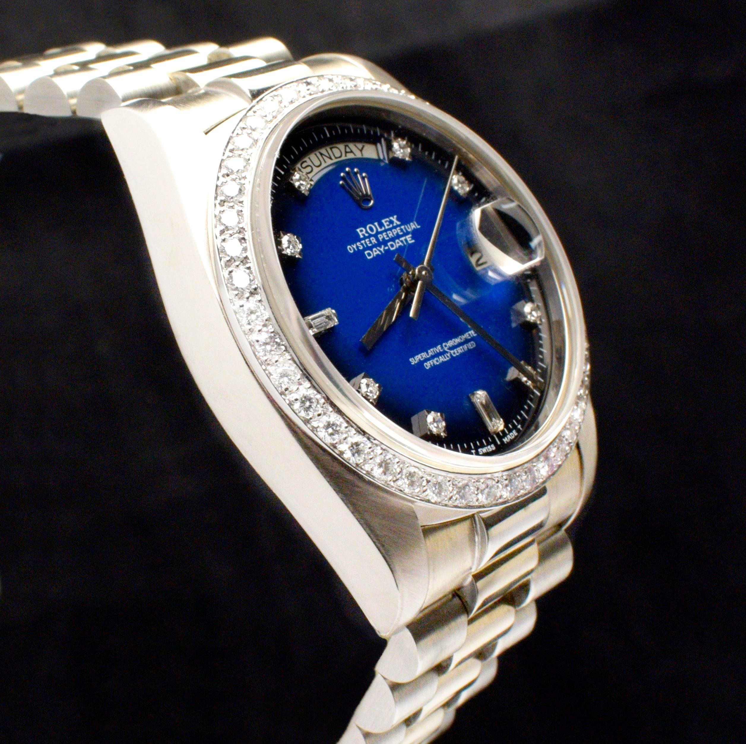 Rolex Montre d'occasion Day-Date 18038 en or blanc 18 carats avec cadran bleu dégradé et diamants, 1982 Unisexe en vente