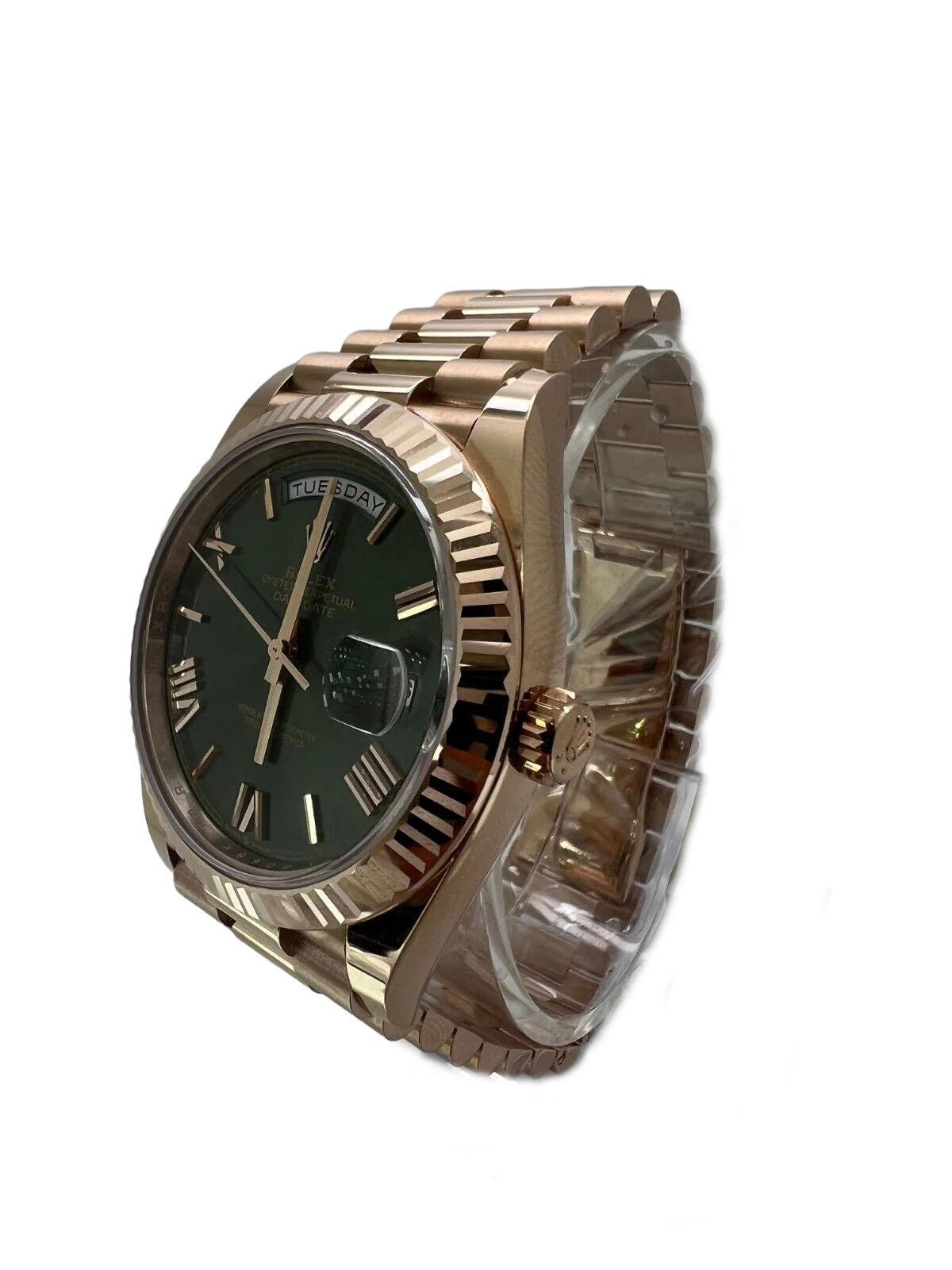 Reloj Rolex Day-Date 228235 Pulsera President rosa con bisel rosa Esfera aceituna Imperio en venta
