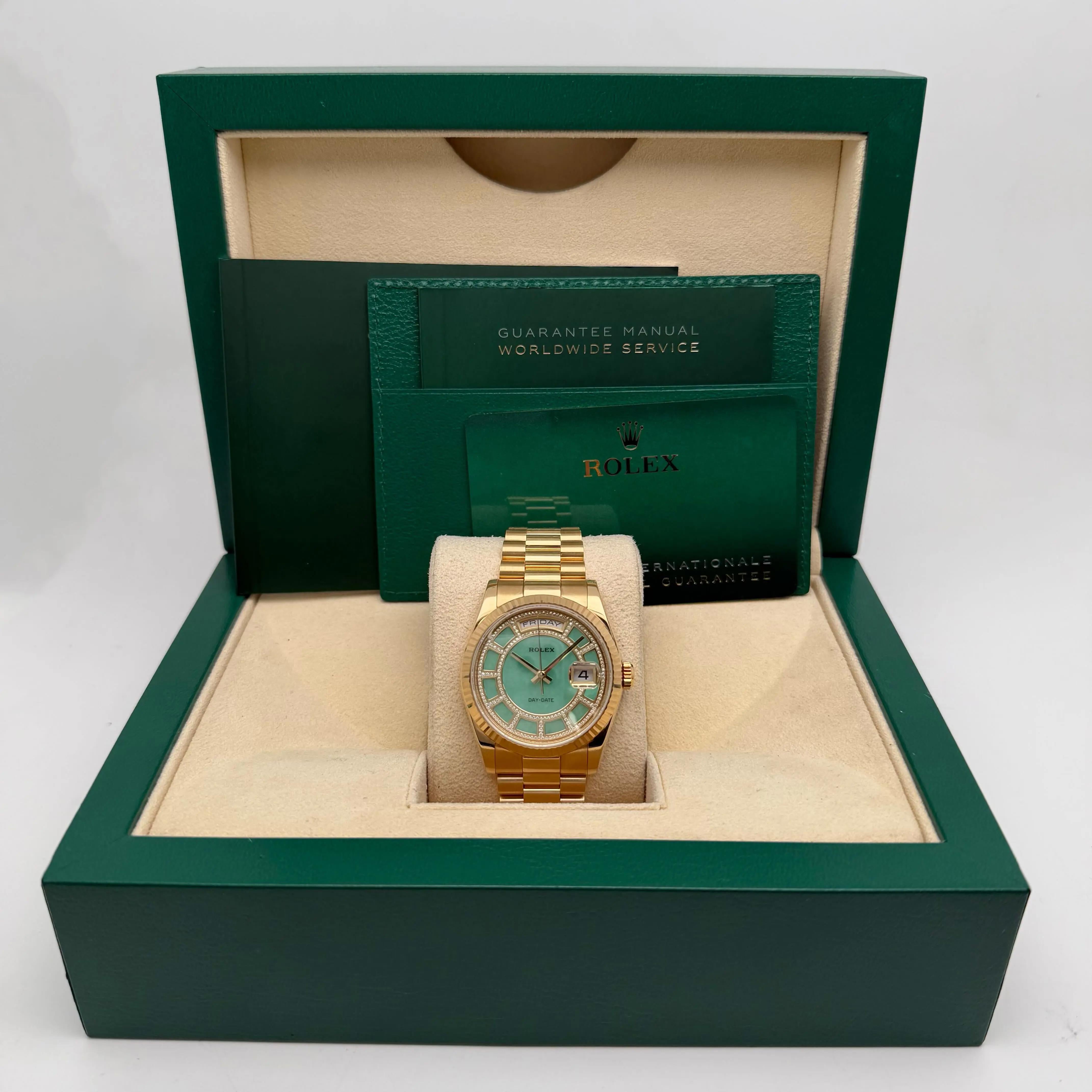 Rolex Day-Date 36 118238 18k Yellow Gold Carousel Green Jade Diamond Dial Watch