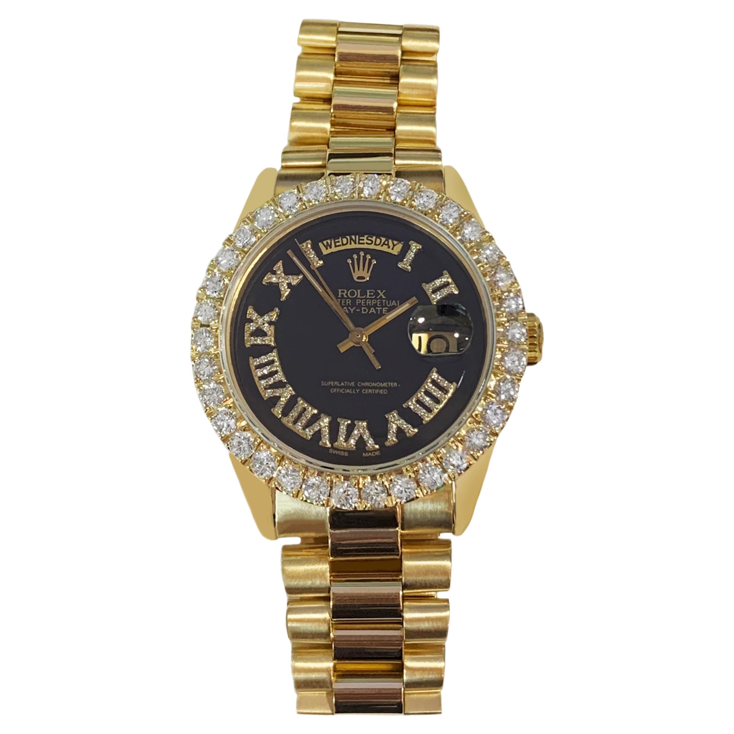 Rolex Montre Day-Date 36 en or jaune avec lunette en diamant 1803 en vente