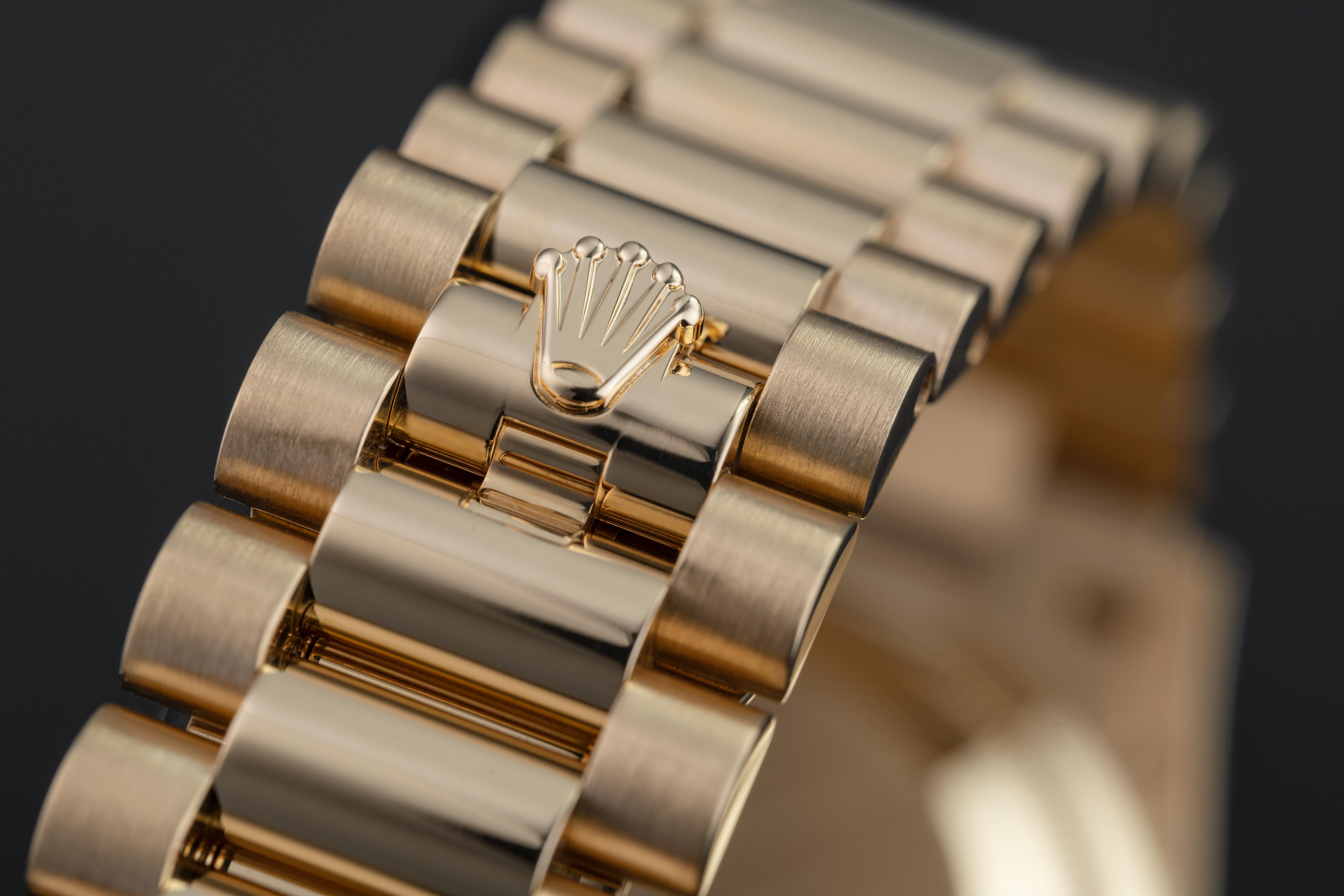 Rolex Day-Date 36 Yellow Gold Mother-Of-Pearl For Sale 1