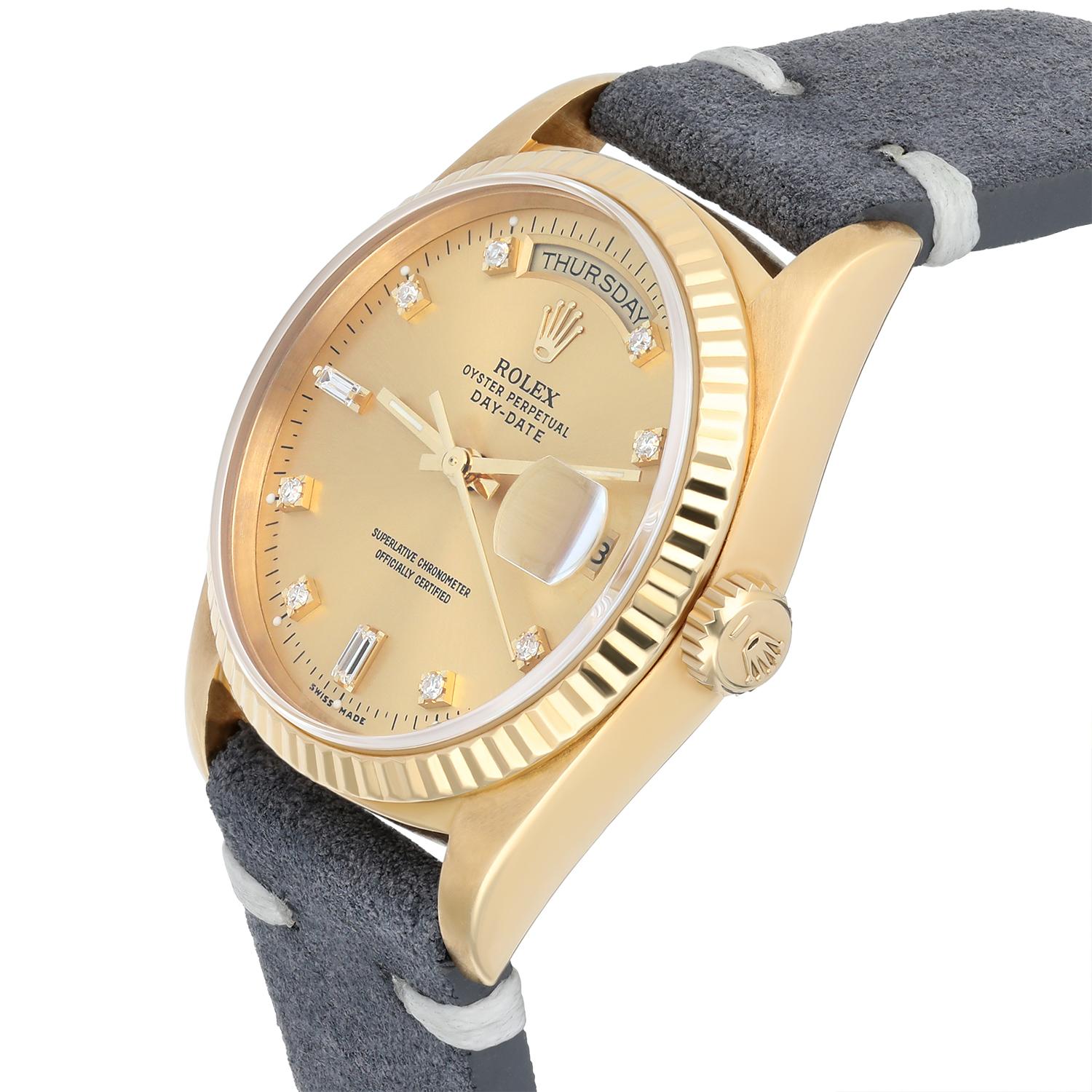 Rolex Day-Date 36mm 18238 18K Yellow Gold Watch Fluted Bezel Champagne Diamond In Excellent Condition For Sale In New York, NY
