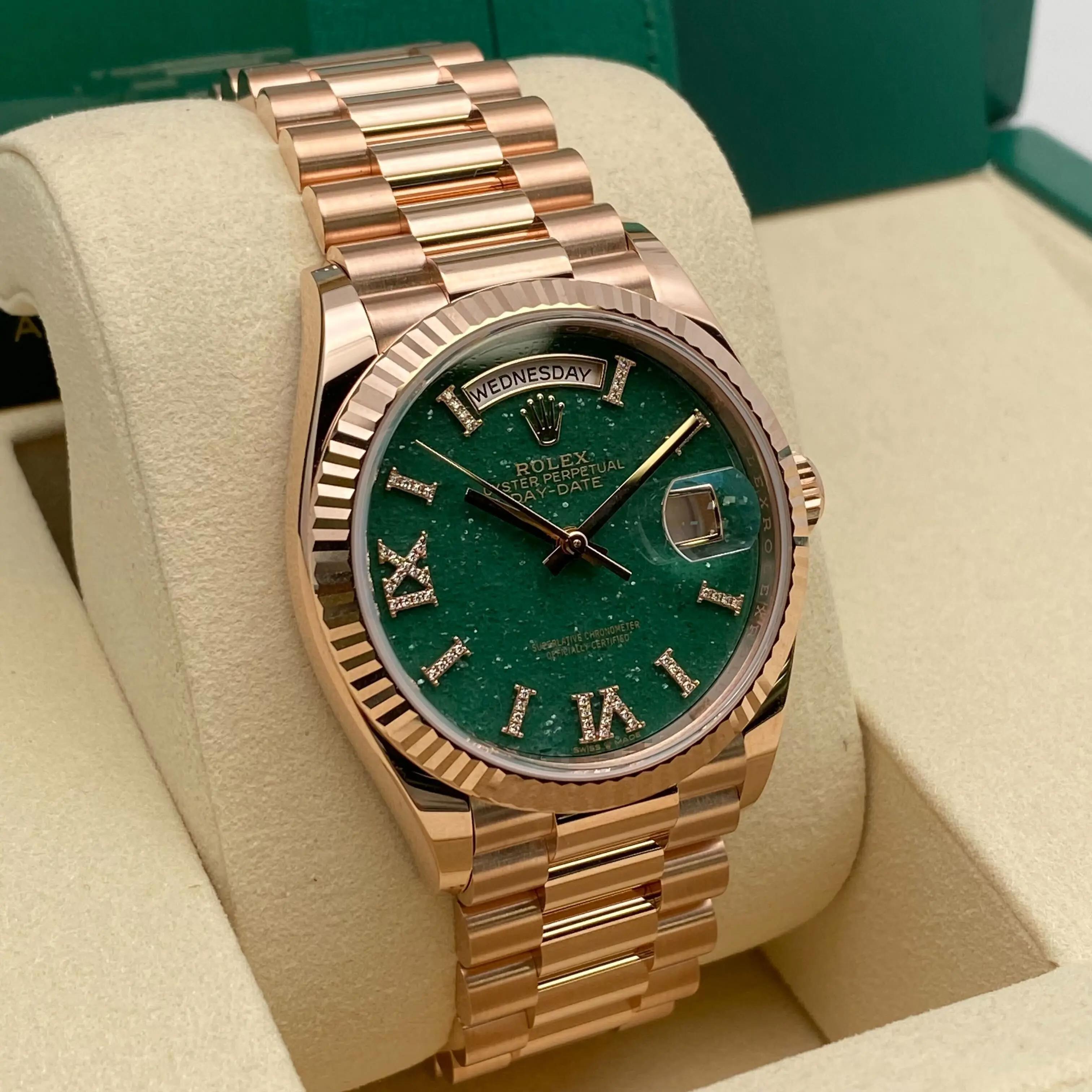 Femenino o masculino Reloj Rolex Day-Date 36 mm de oro rosa de 18 quilates con esfera de diamantes y aventurina verde 128235 en venta