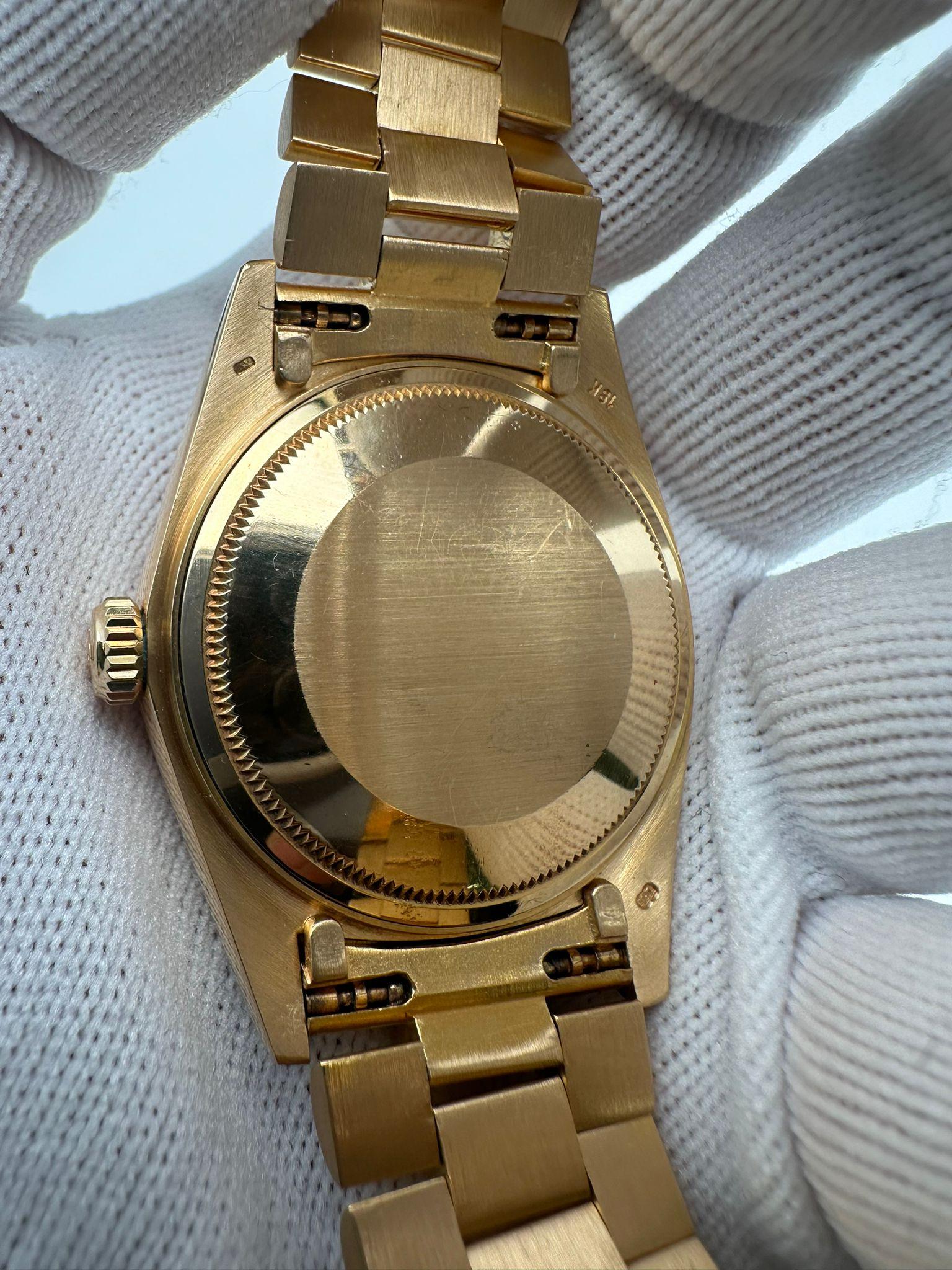 Rolex Day-Date 36mm 18k Yellow Gold Champagne Diamond Dial Automatic Watch 18038 For Sale 4