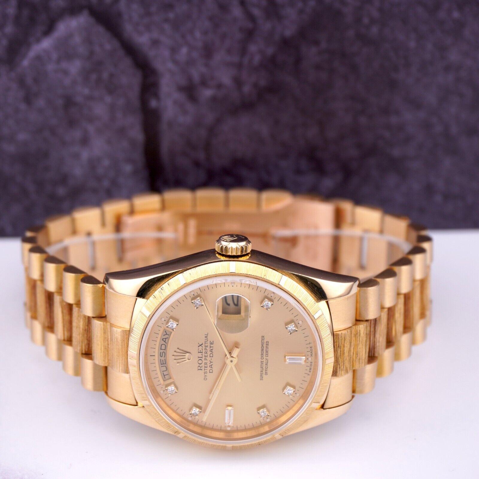 Women's or Men's Rolex DAY-DATE 36mm President Men's 18K Yellow Gold Diamond Dial Watch Ref 18248 For Sale