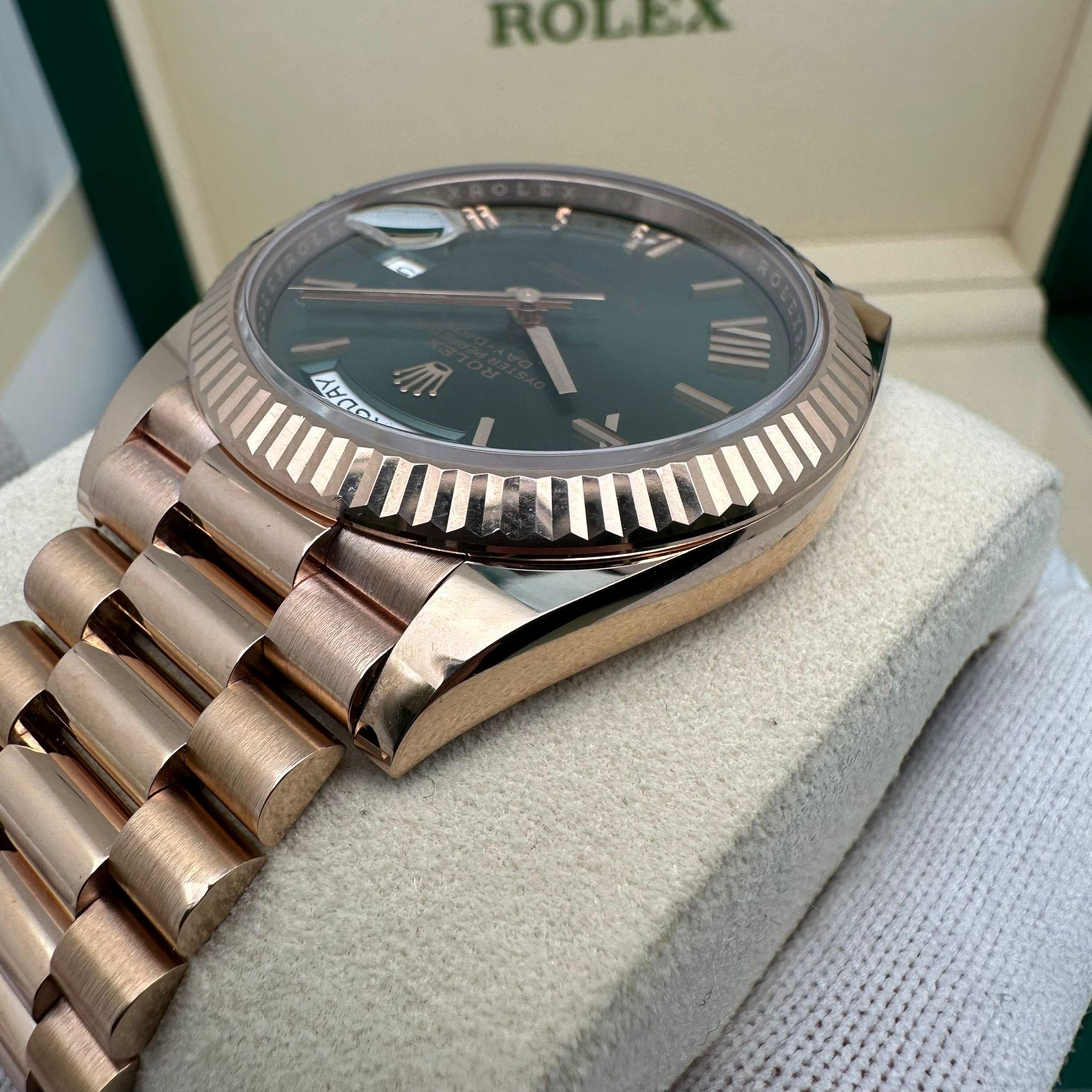 Rolex Day-Date 40 President 18K Rose Gold Olive Dial Automatic Watch 228235 For Sale 2