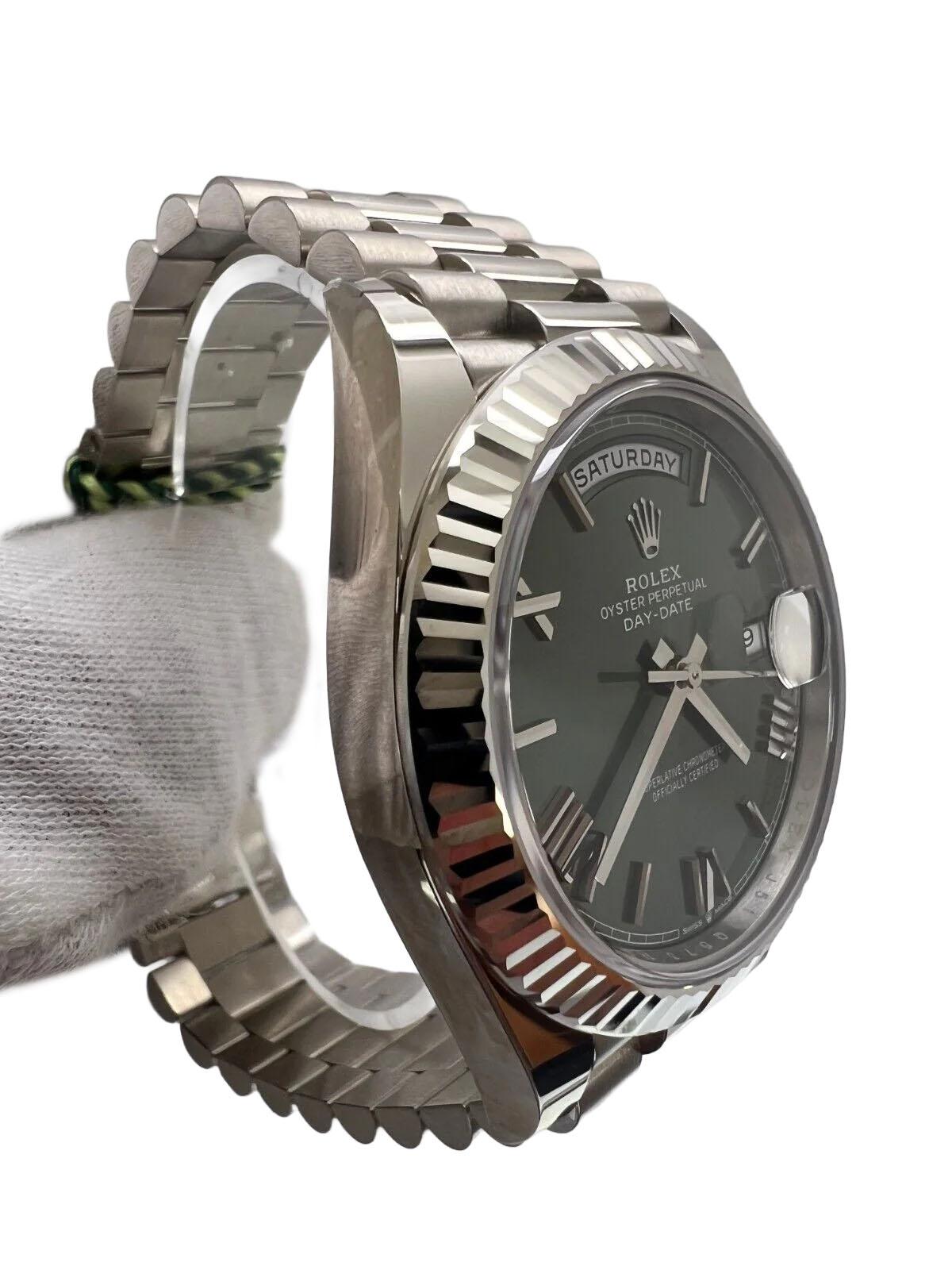Rolex Day-Date 40 President 18k Weißgold Herrenuhr OLIVE GRÜNES ZIFFERBLATT 228239 (Empire) im Angebot