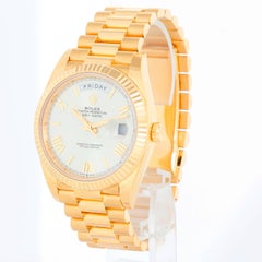Rolex Day-Date 40 President Montre homme en or jaune 18 carats 40 mm 228238