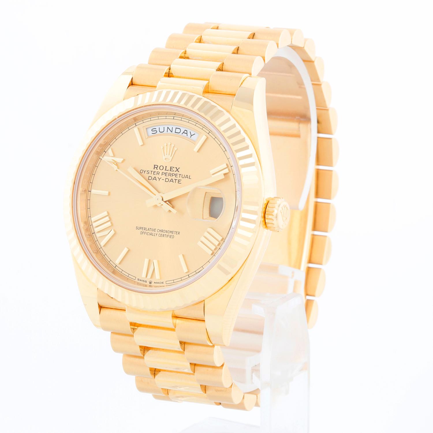 Rolex Day-Date 40 President 18k Yellow Gold Men's 40mm Watch 228238 In Excellent Condition For Sale In Dallas, TX