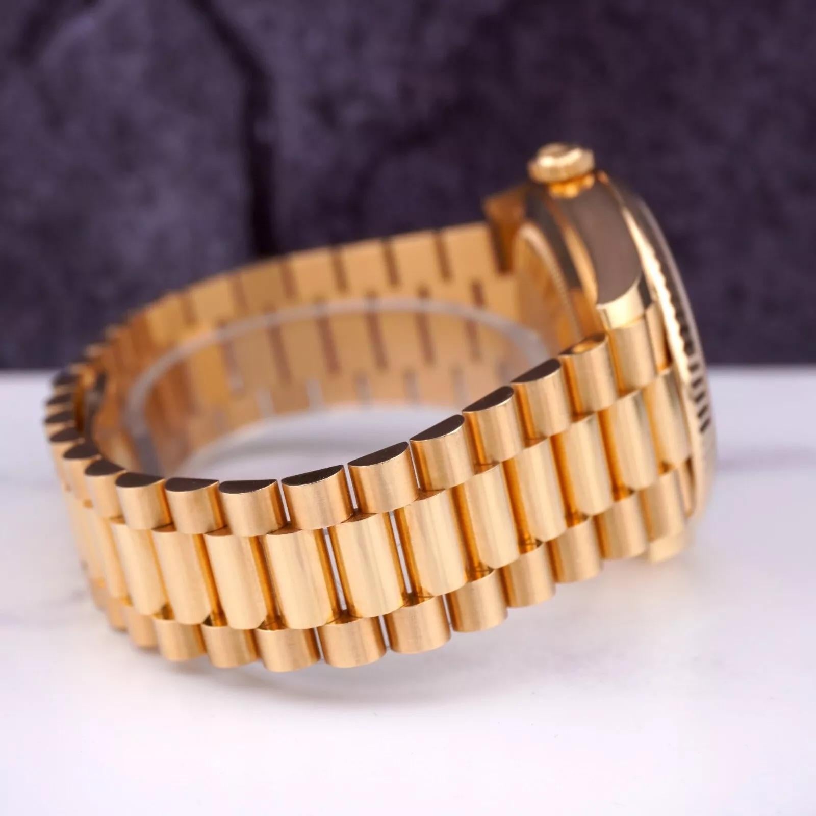 Modern Rolex Day-Date 40 President 18k Yellow Gold Men's Watch Gold Diamond DIAL 228238 For Sale