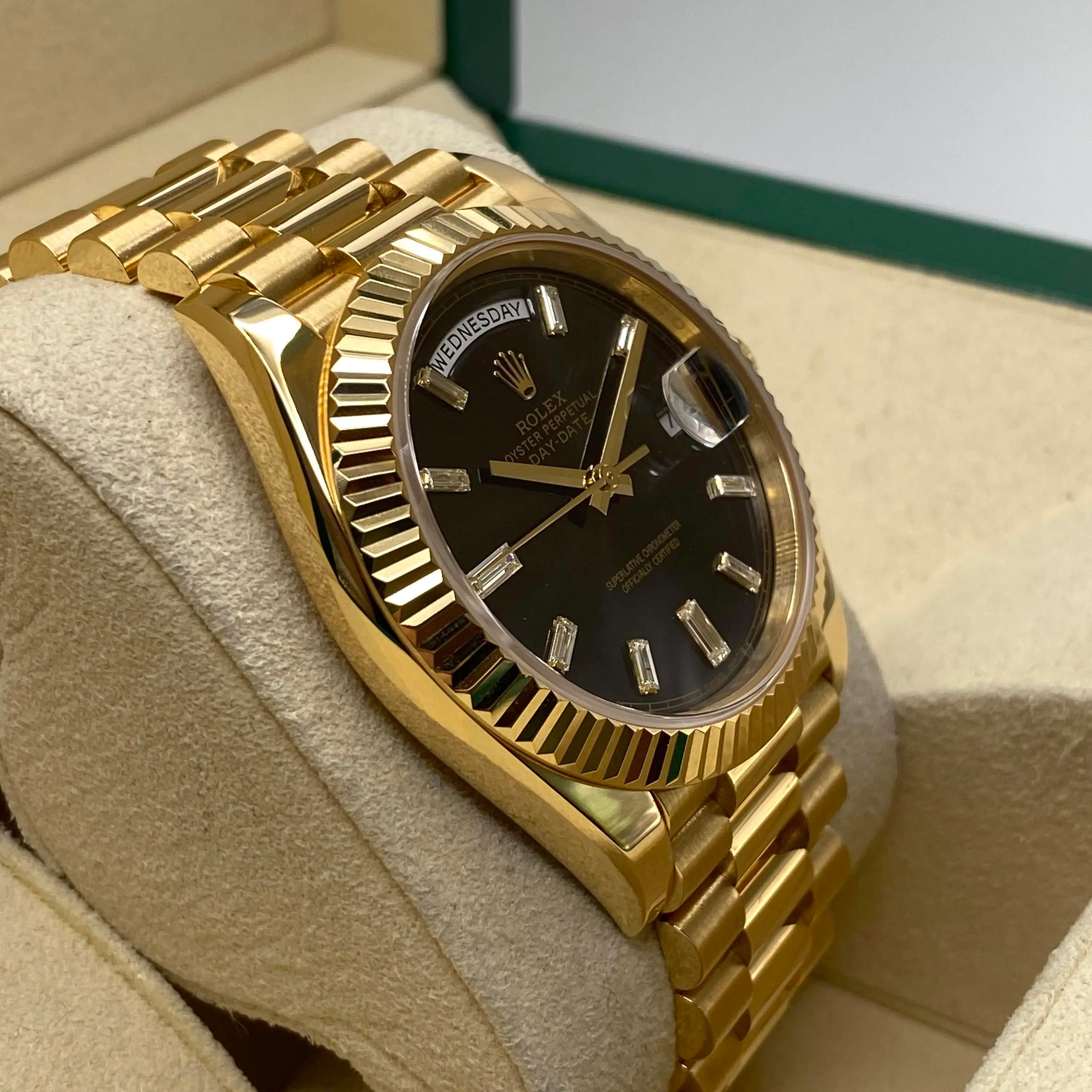 Rolex Day-Date 40 Yellow Gold Black Diamond Dial Automatic Mens Watch 228238 en vente 1