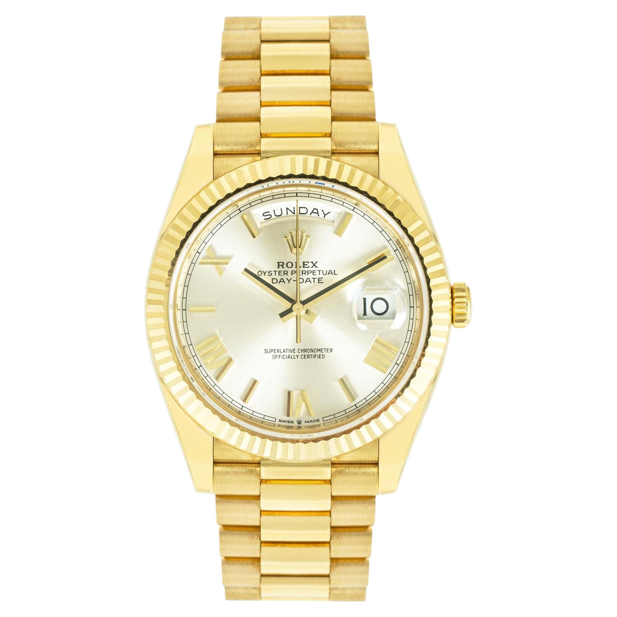 Rolex Day-Date 40 Oro Giallo Argento Quadrante Romano 228238 in vendita